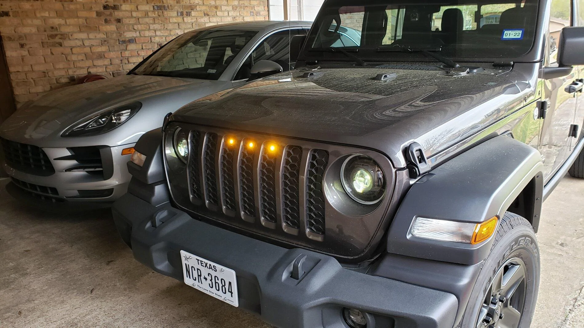 Jeep Gladiator Grill lights 20210314_100920