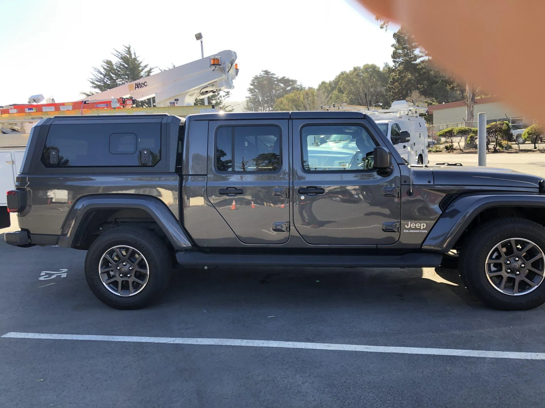 Jeep Gladiator GRANITE CRYSTAL JT Gladiator Club C8A4F11C-7271-4350-80E3-D071D6ADCABB