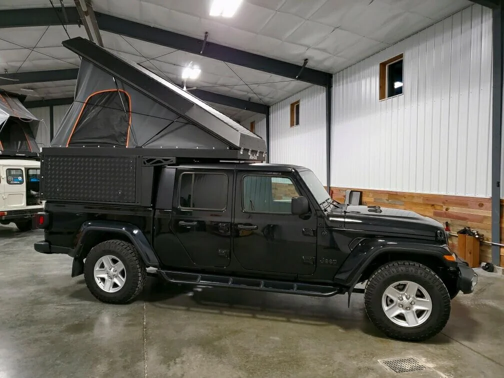 Jeep Gladiator Alu-Cab Canopy Camper IMG_0834