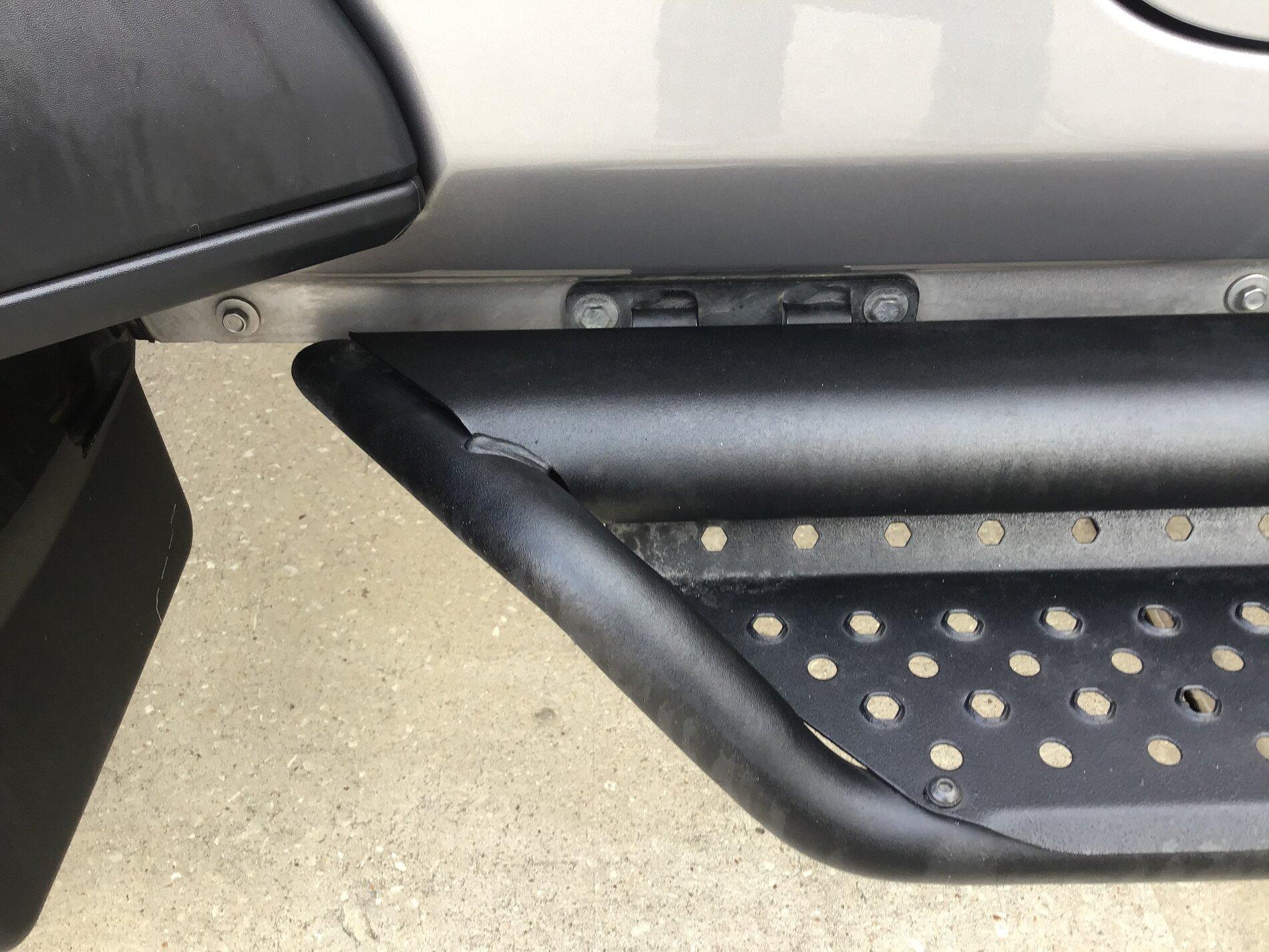 Jeep Gladiator Quick question about Go Rhino D1 side steps FF4CDAF3-8C22-418C-8C54-AB8837D0983C