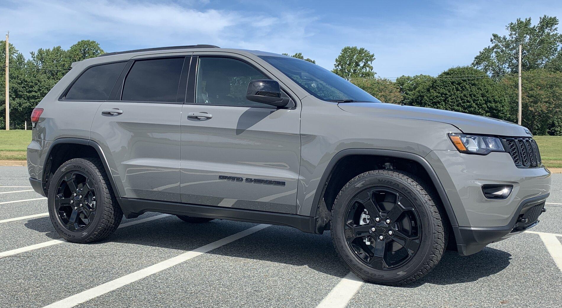 Jeep Gladiator Vinyl wrap that matches Sting Gray color? 2CB04464-A0D4-4126-91A5-1017FC30015D