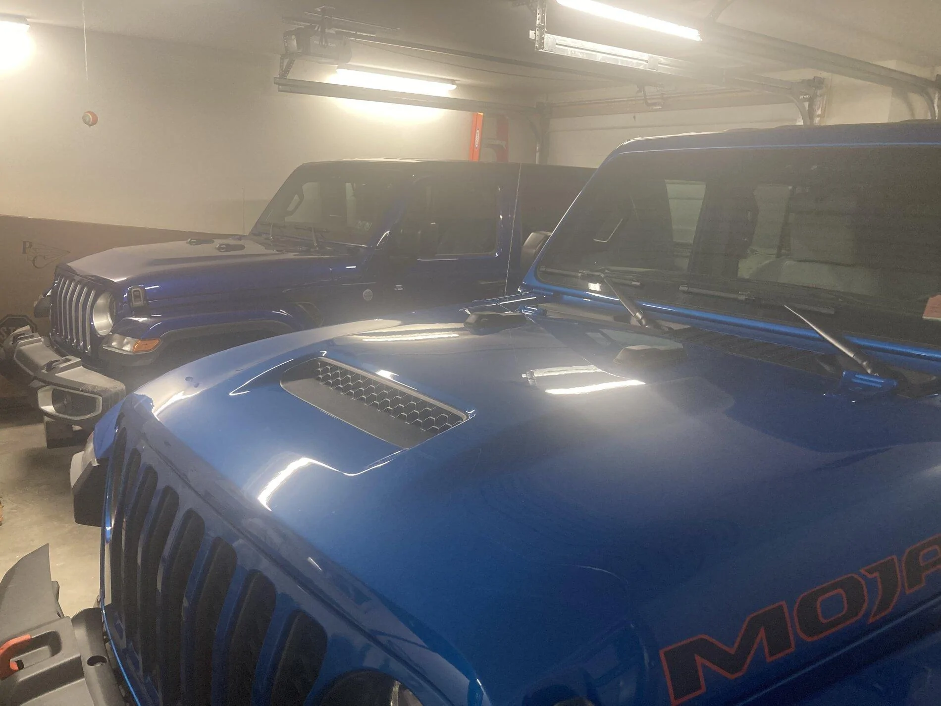 Jeep Gladiator Will trade my Mojave hood for a Sport or Overland hood B0D79DA0-1855-4033-919C-EA6B8668BE30
