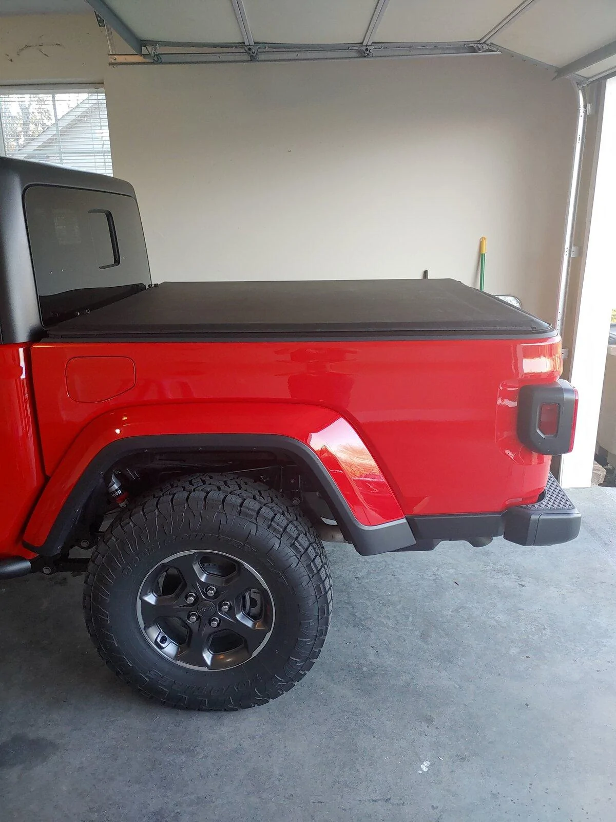 Jeep Gladiator 34 inch tires with 3.73s 20210224_175229