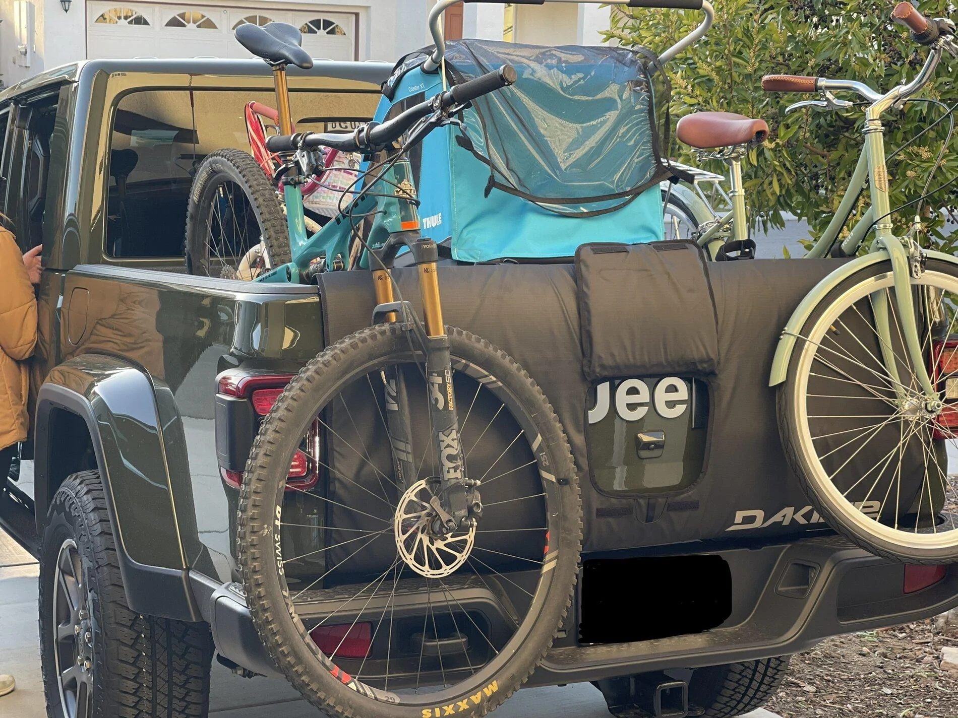 Jeep Gladiator Mountain Bikes - How are you guys carrying them?? 9967125F-E6D1-4151-A414-AF679FDA24A0