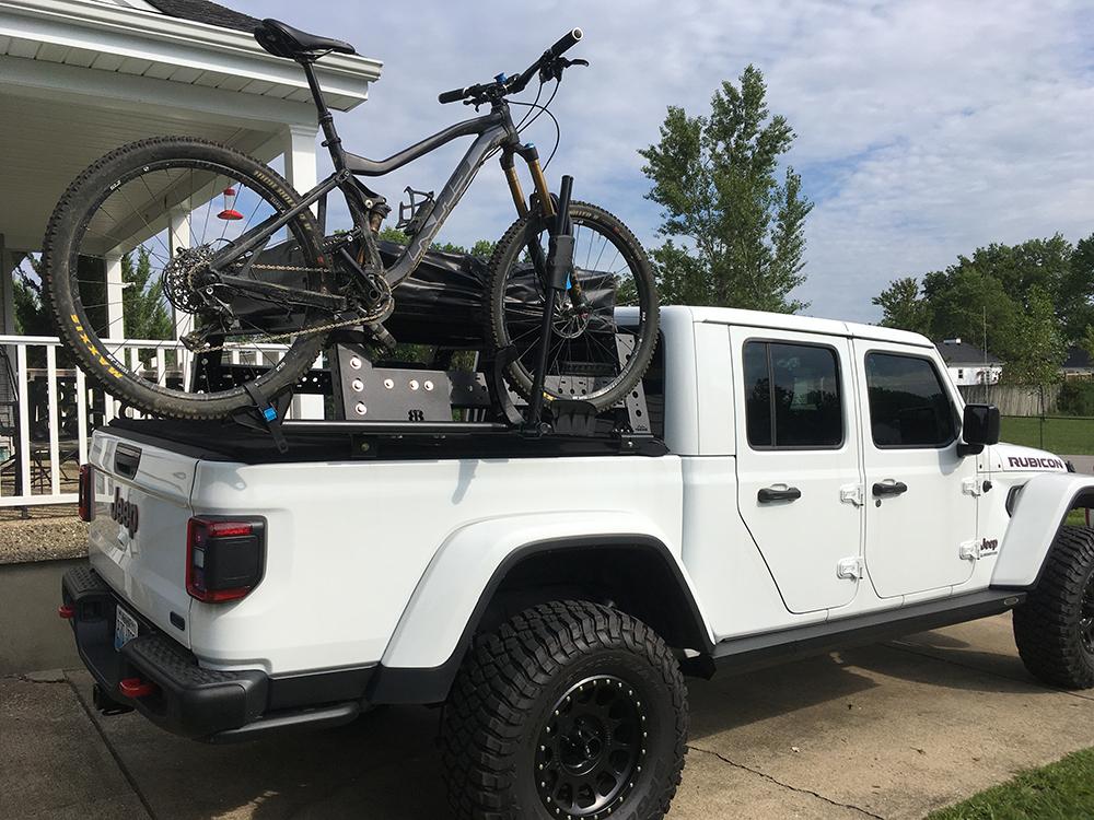 Jeep Gladiator Mountain Bikes - How are you guys carrying them?? mtb