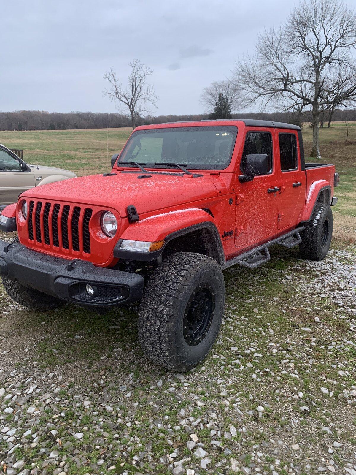 Jeep Gladiator Pictures Wanted - 35’s on 2” lift 1ECCA982-FC12-400B-8A35-B56EABF3A511
