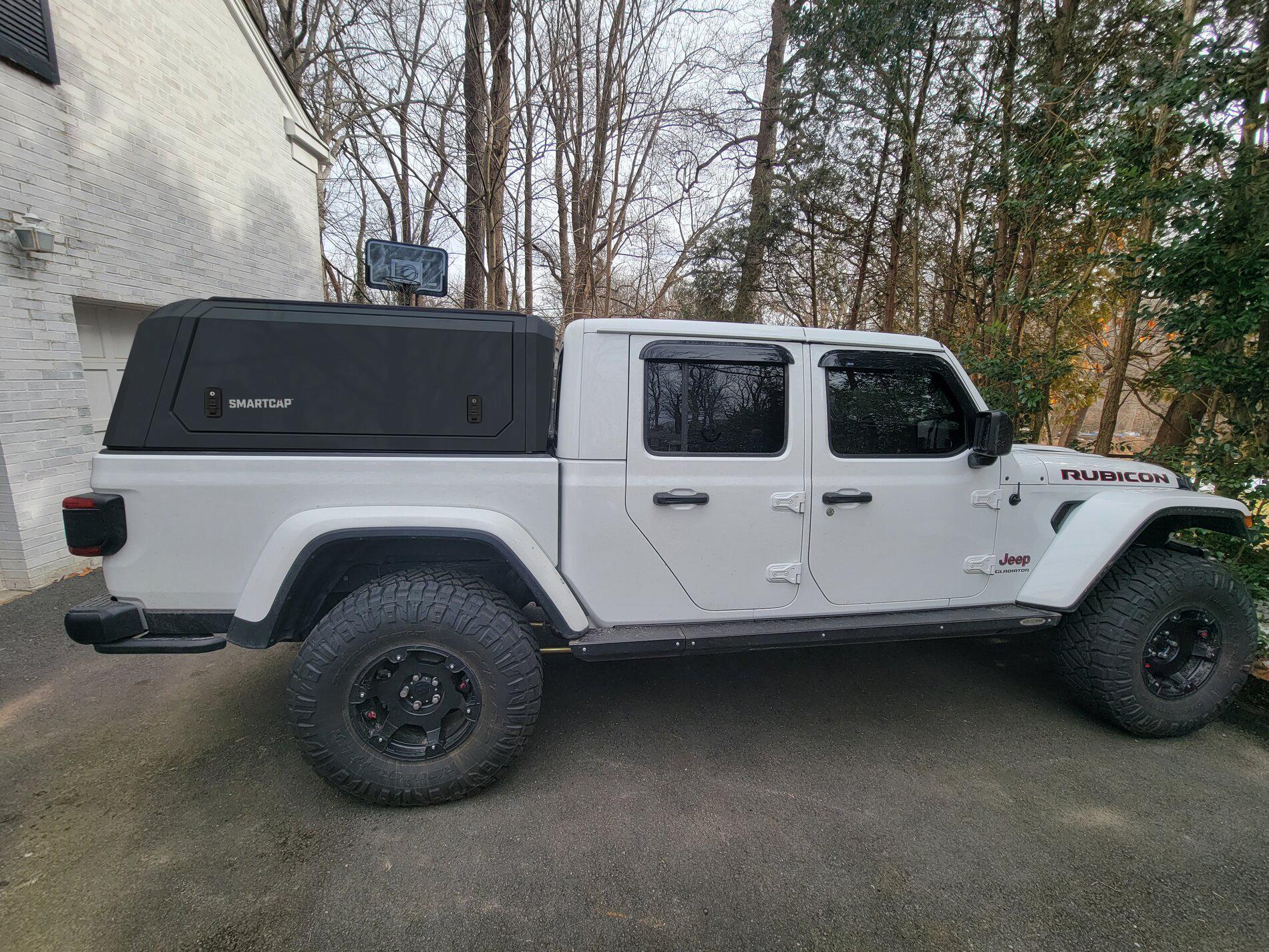 Jeep Gladiator RSi SmartCap EVO Gladiator Fitment White Jeep and Top MB EVOa