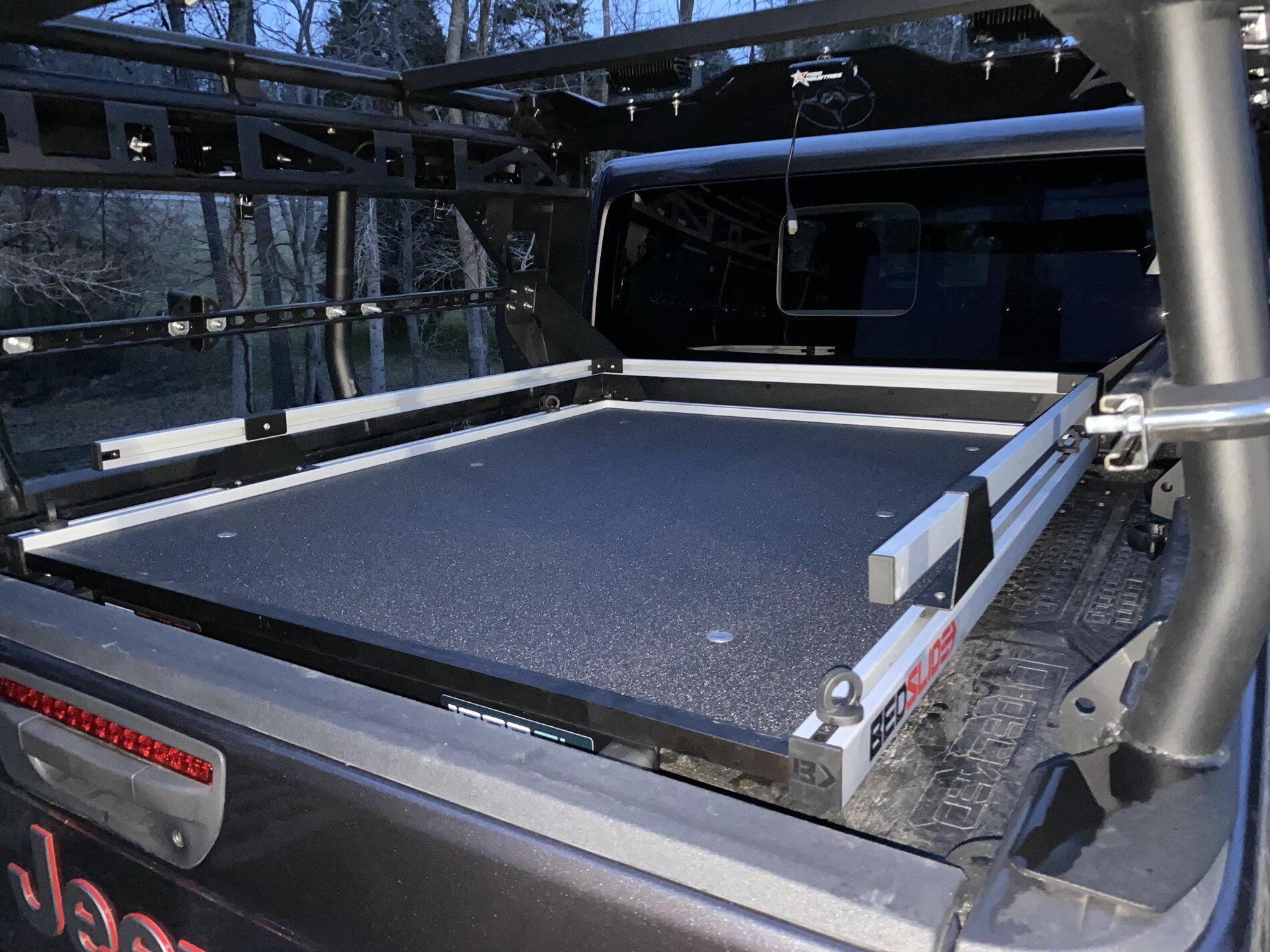 Jeep Gladiator Bed Slide on decked system FF1F48CD-FBD7-4A1B-A411-CD5E701A40C2
