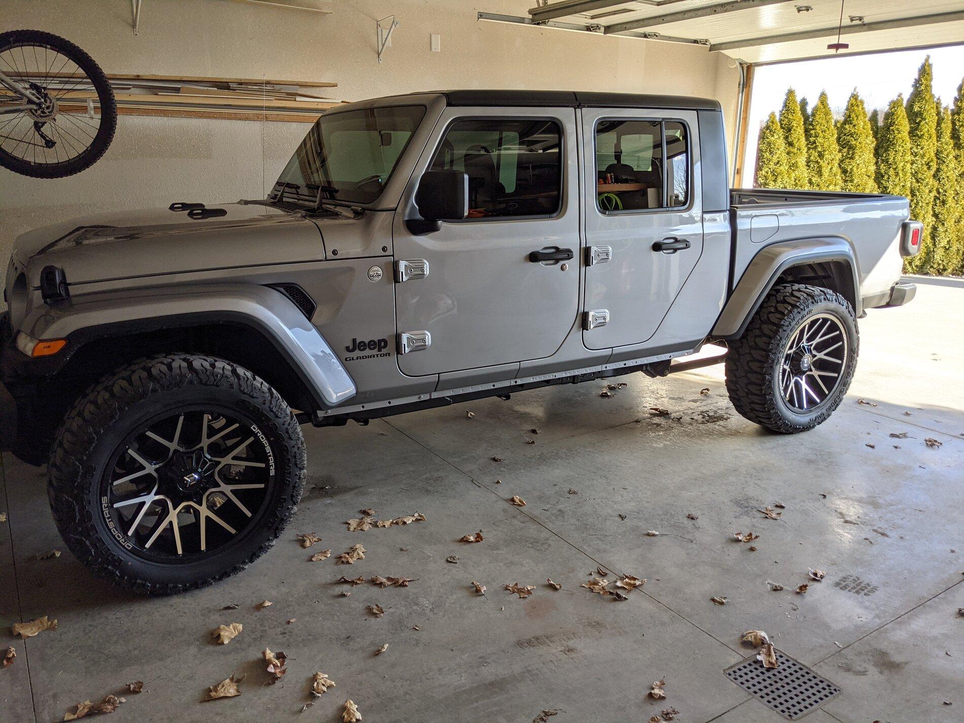 Jeep Gladiator Hello from Indiana PXL_20210305_211350972