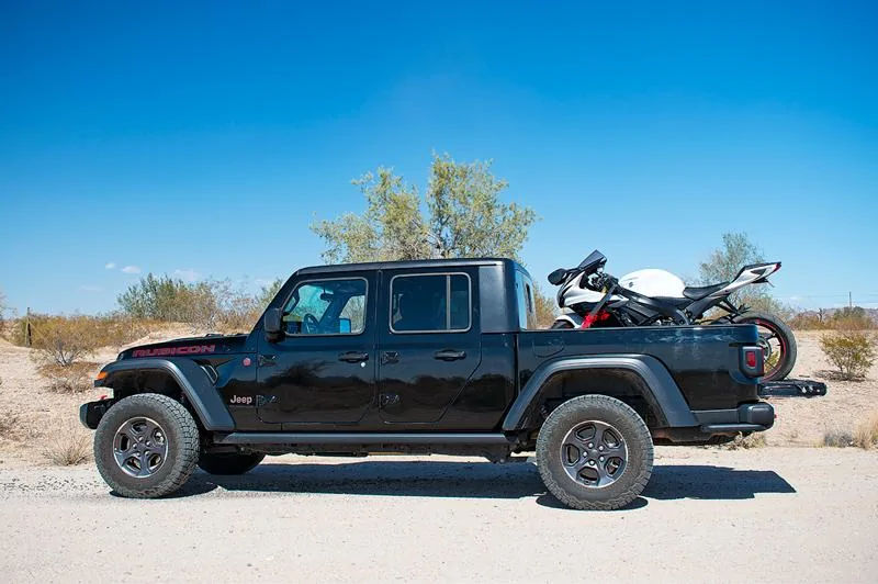 Jeep Gladiator BLACK Gladiator JT Club 50969219827_04939fa4a8_o