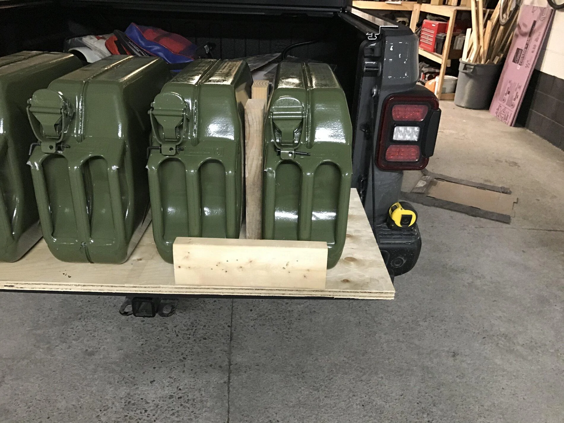 Jeep Gladiator Jerry Can Holder 47015666-5515-4890-9700-BD721D3A1C52