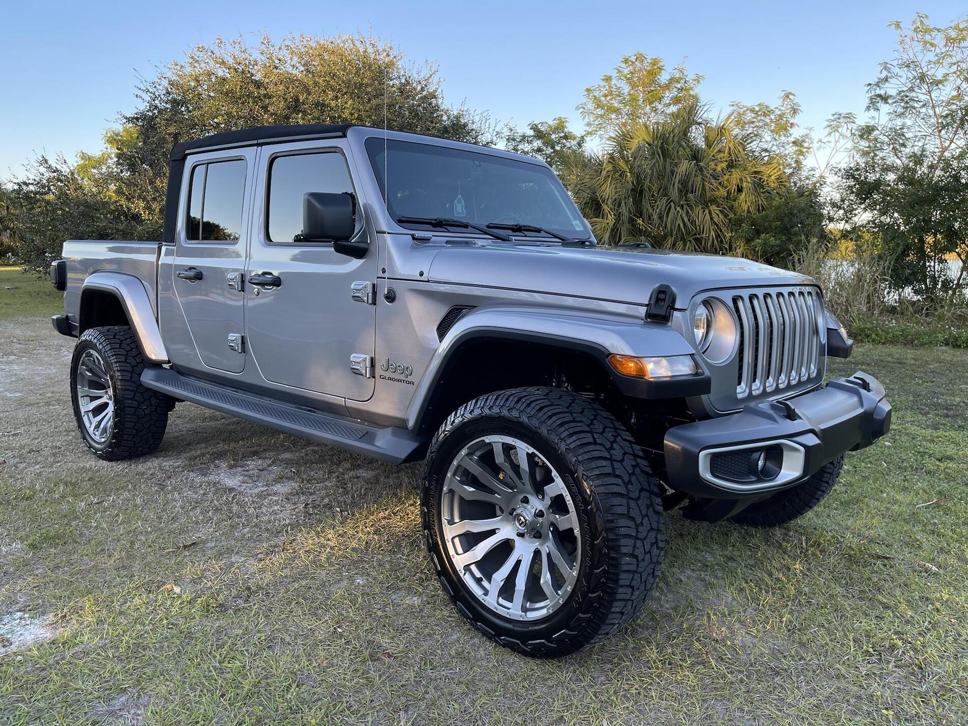 Jeep Gladiator Pictures Wanted - 35’s on 2” lift oQ3p8Wf
