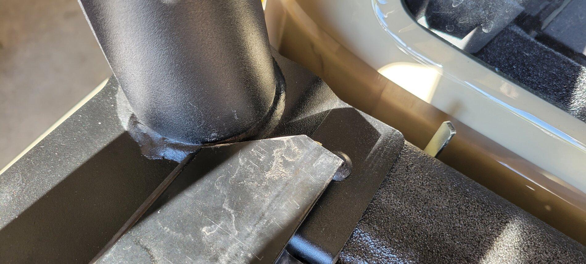 Jeep Gladiator Tonneau Covers and Bed Racks 20210314_174637