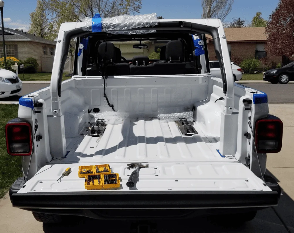 Jeep Gladiator Jeep Wagoneer / Spartan Build [7 Seater Gladiator] 1616133214840