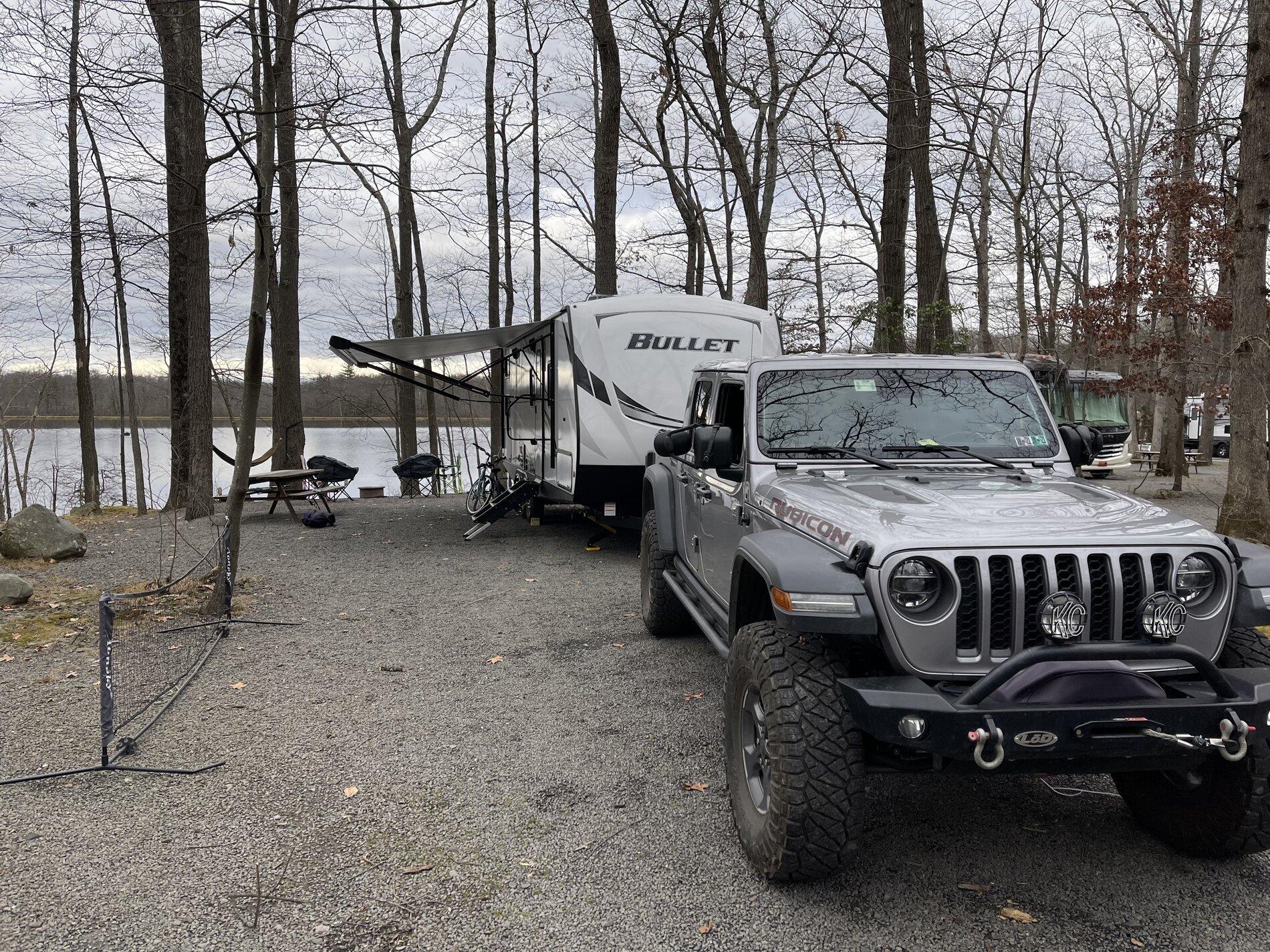 Jeep Gladiator Travel Trailer Debate- Experienced Opinions Wanted 0C7CC3A2-BDE9-4DFF-A6A2-C6E1DAF70B7A