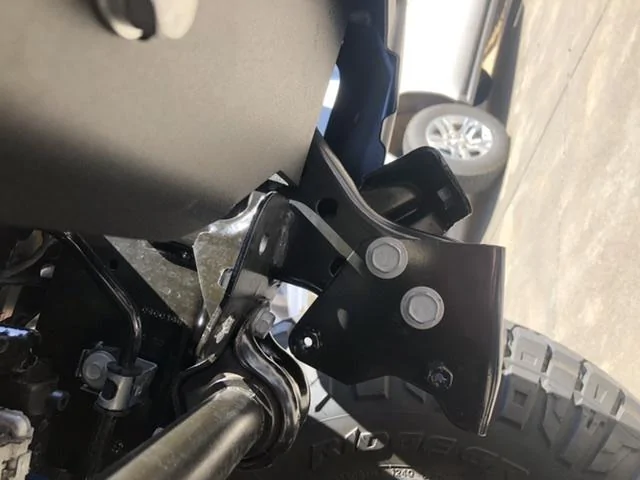 Jeep Gladiator Installing Stock Rubicon Skid Plate on Sport 1A7C0321-0284-4001-964E-6C072CFD7784