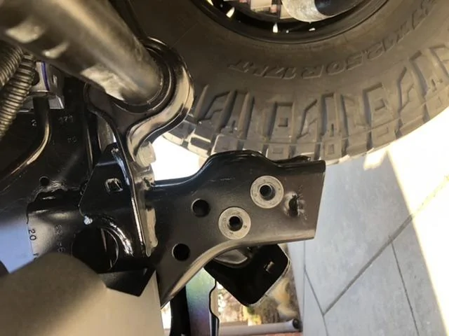 Jeep Gladiator Installing Stock Rubicon Skid Plate on Sport C19C4FA9-46BC-48EE-B4AE-09735C5D796B