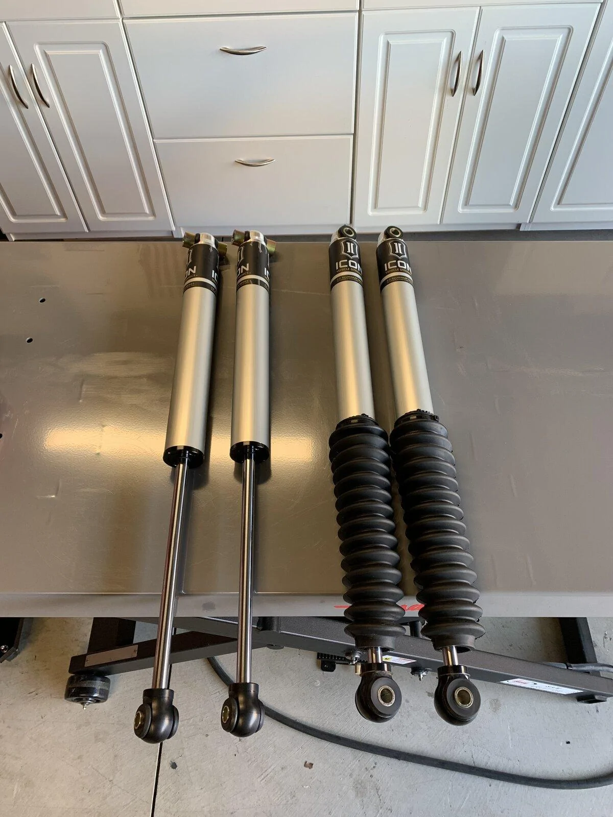 Jeep Gladiator Icon Vehicle Dynamics shocks IMG_5983