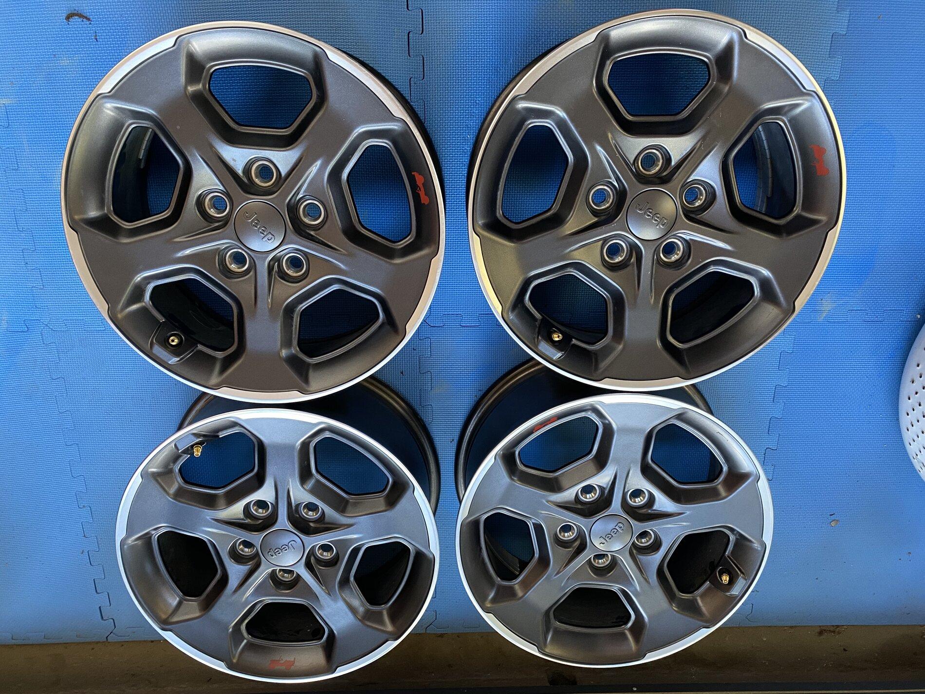Jeep Gladiator Rubicon takeoff wheels 17” A80D8555-242D-4CBB-9466-5C7C315A8F0F