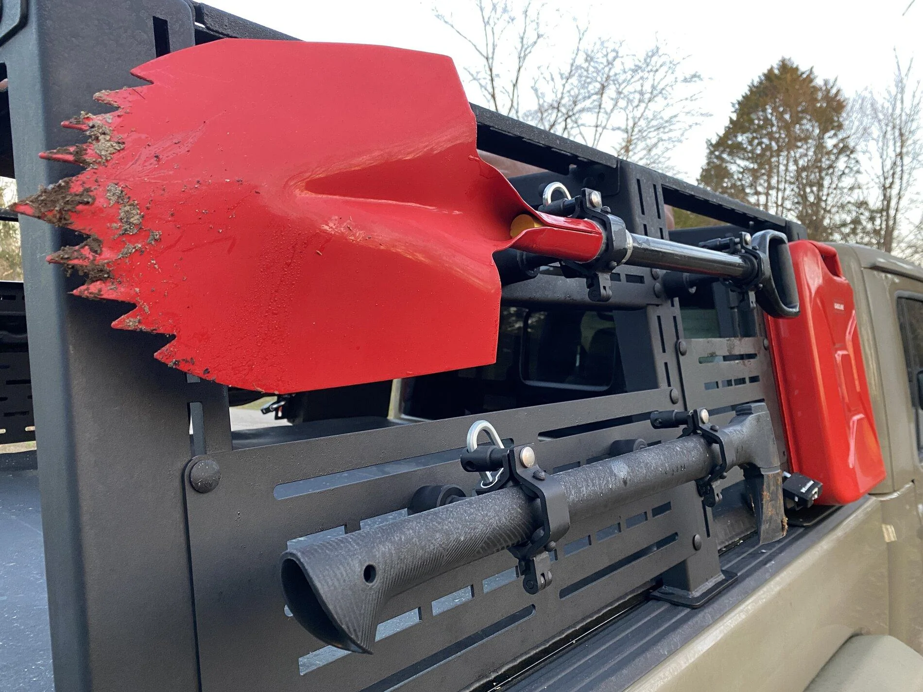 Jeep Gladiator Modified Rebel Off Road XPLOR rack. 77B93C8C-EBB8-4DDD-A3F9-8375EE5874DB
