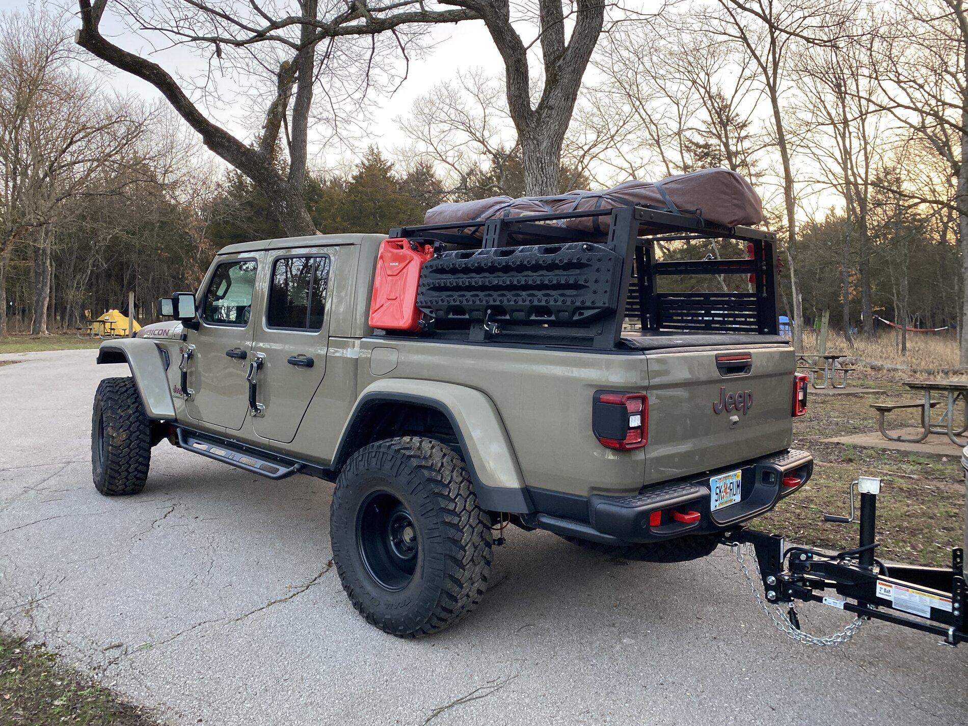 Jeep Gladiator Modified Rebel Off Road XPLOR rack. 1672133B-3A6E-46A0-9CD3-747BEC015BC0