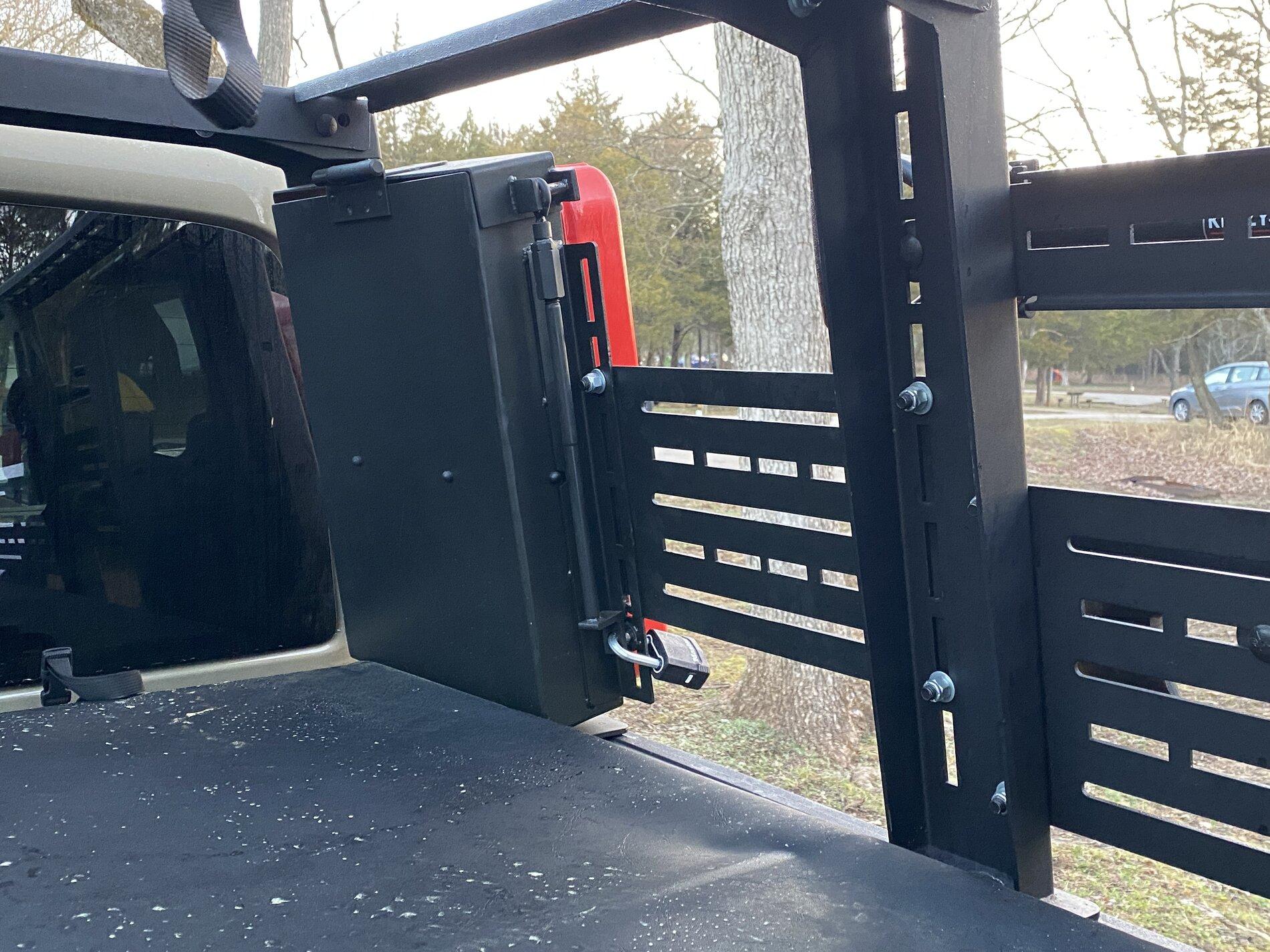 Jeep Gladiator Modified Rebel Off Road XPLOR rack. 44F4B331-B7C8-4CC2-B008-B46ED470E277