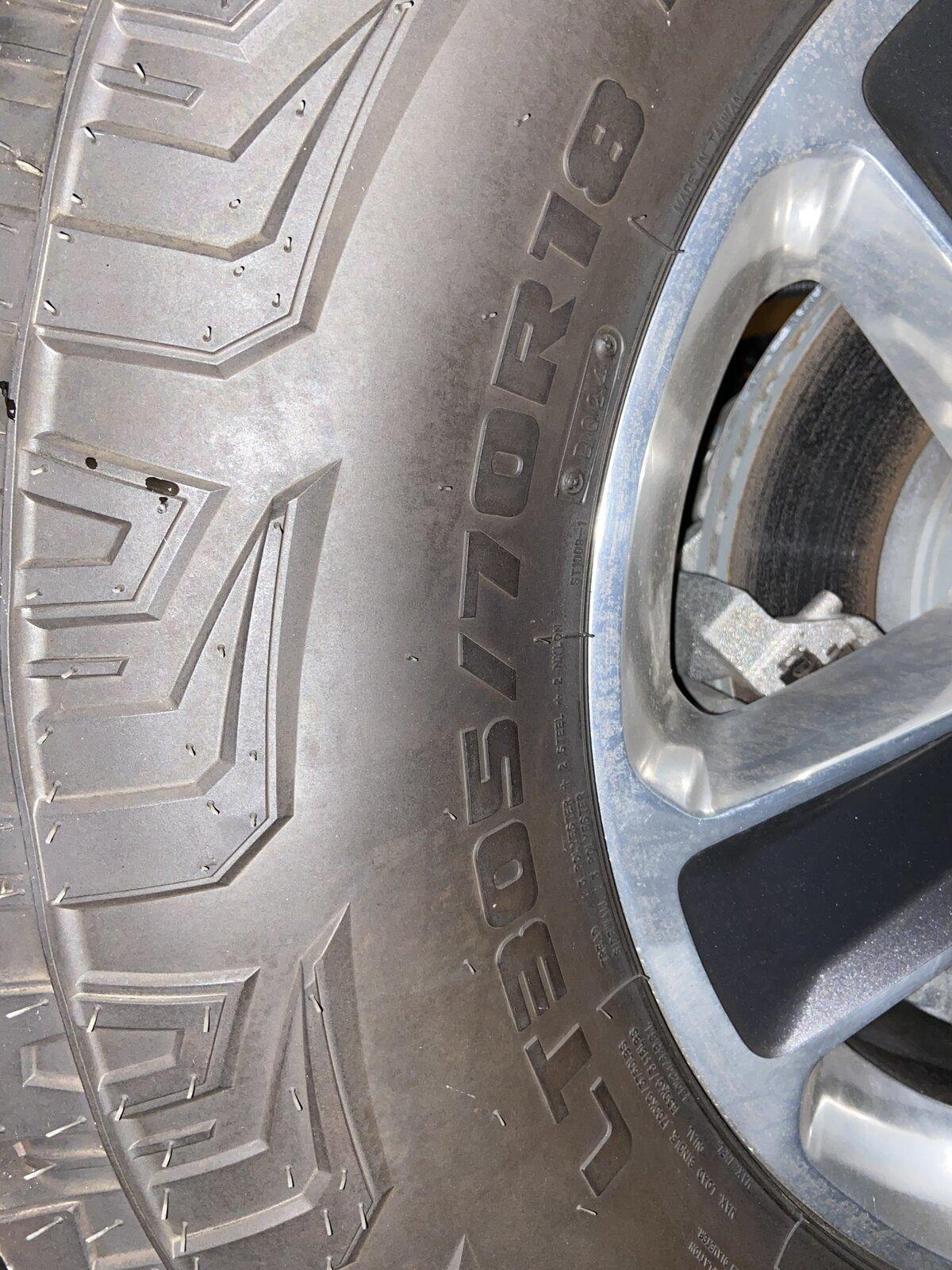 Jeep Gladiator Jeep Gladiator JT or Wrangler JL JK 18" Wheels & 35" Federal Xplora R/T Tires File_001