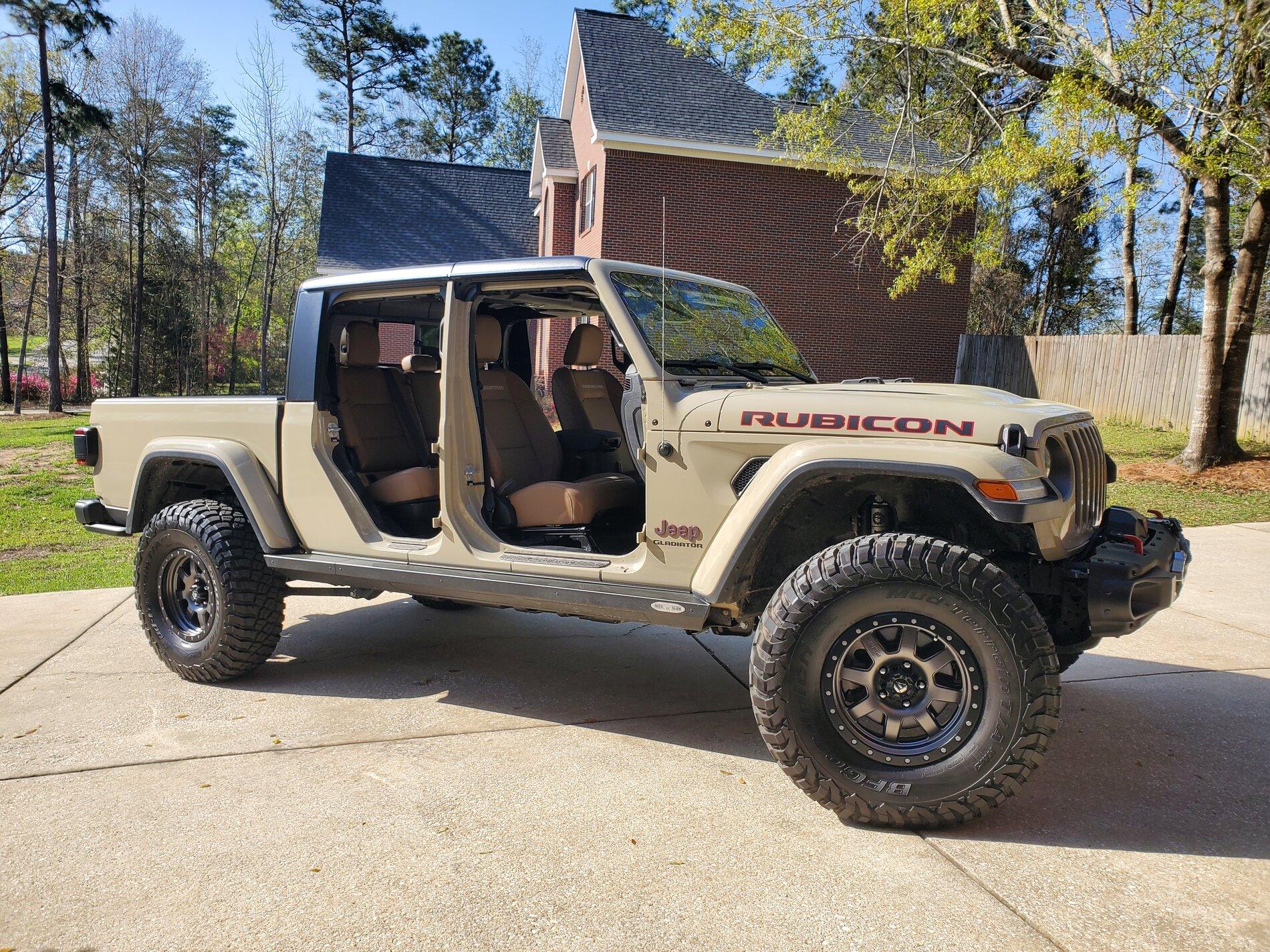 Jeep Gladiator SOLD 2020 Gobi Rubicon - Loaded - $60k 20210321_093800