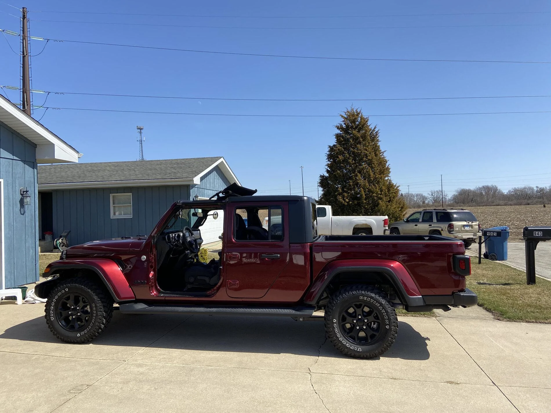 Jeep Gladiator Snazzberry Gladiator JT club 955351EF-0513-41CF-B3D7-4346C427D6FD