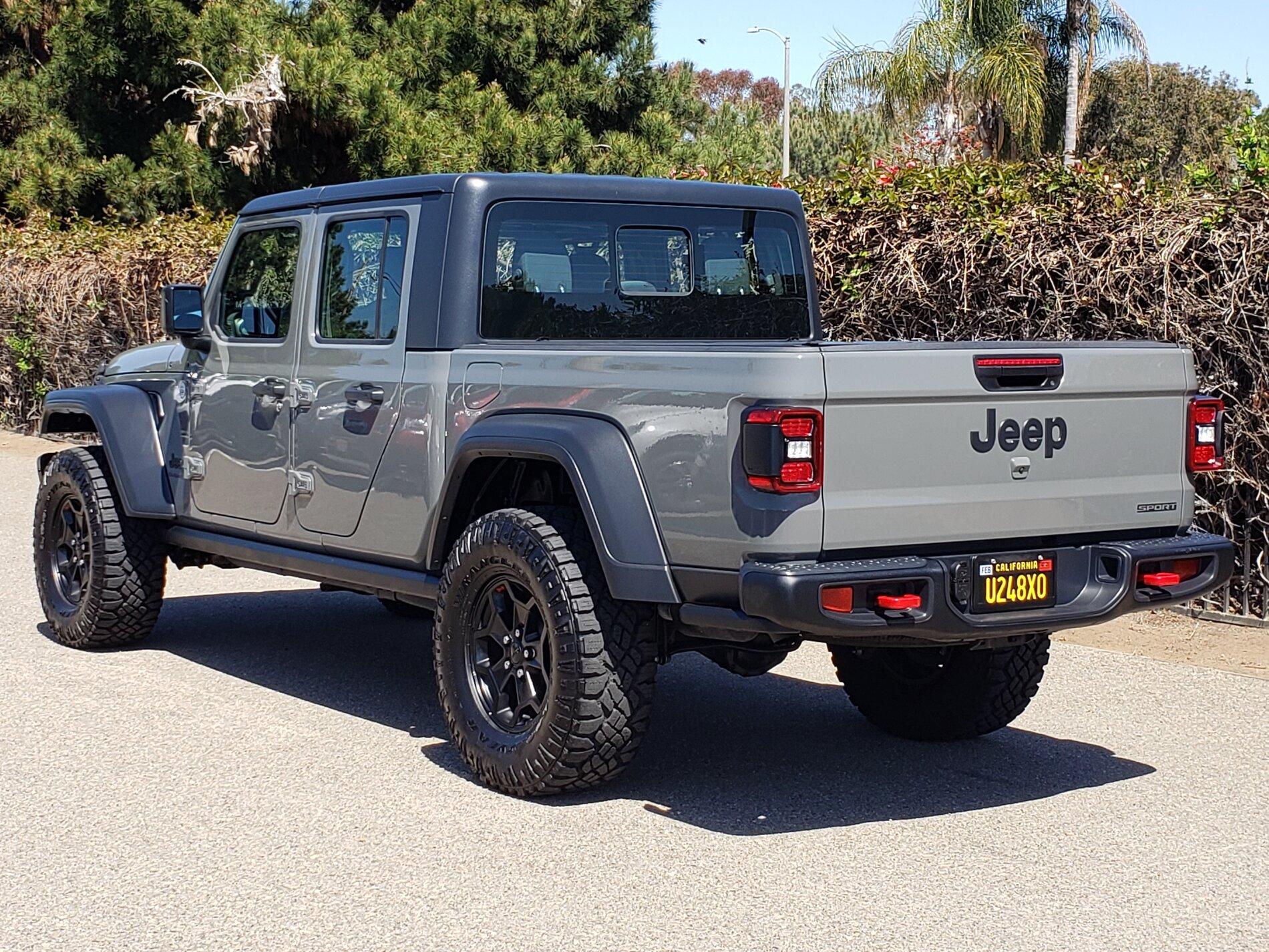 Jeep Gladiator 2020 Gladiator Sting Gray 6spd SoCal D71B5468-9B34-4FF9-8FBF-234C92F64DBC