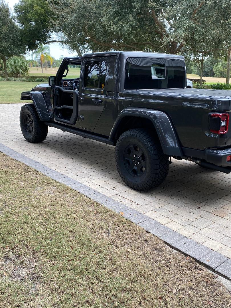 Jeep Gladiator Which Tube Doors - Rugged Ridge Fortis? Or MOPAR? Or Quadratec? sideview