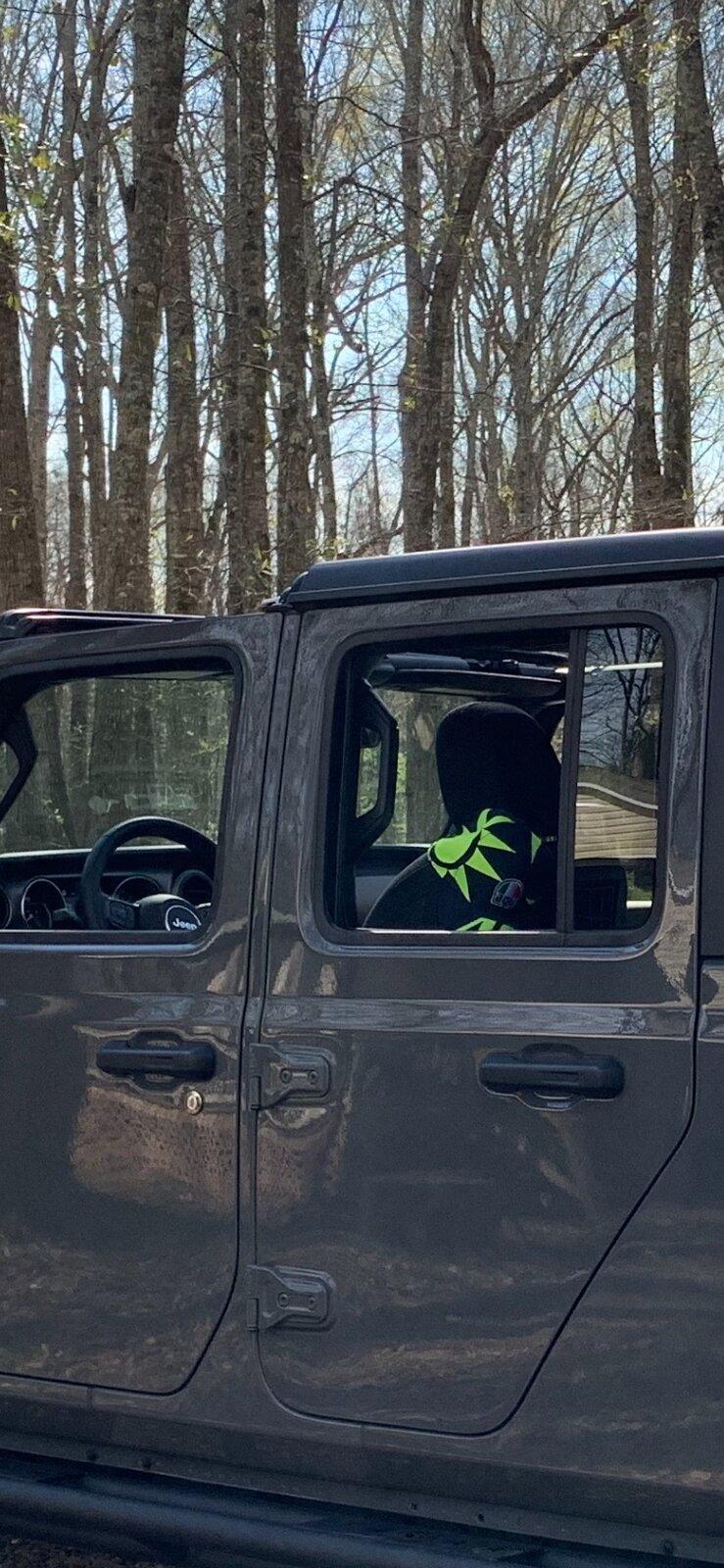 Jeep Gladiator Baseball Cap Storage IMG_9828