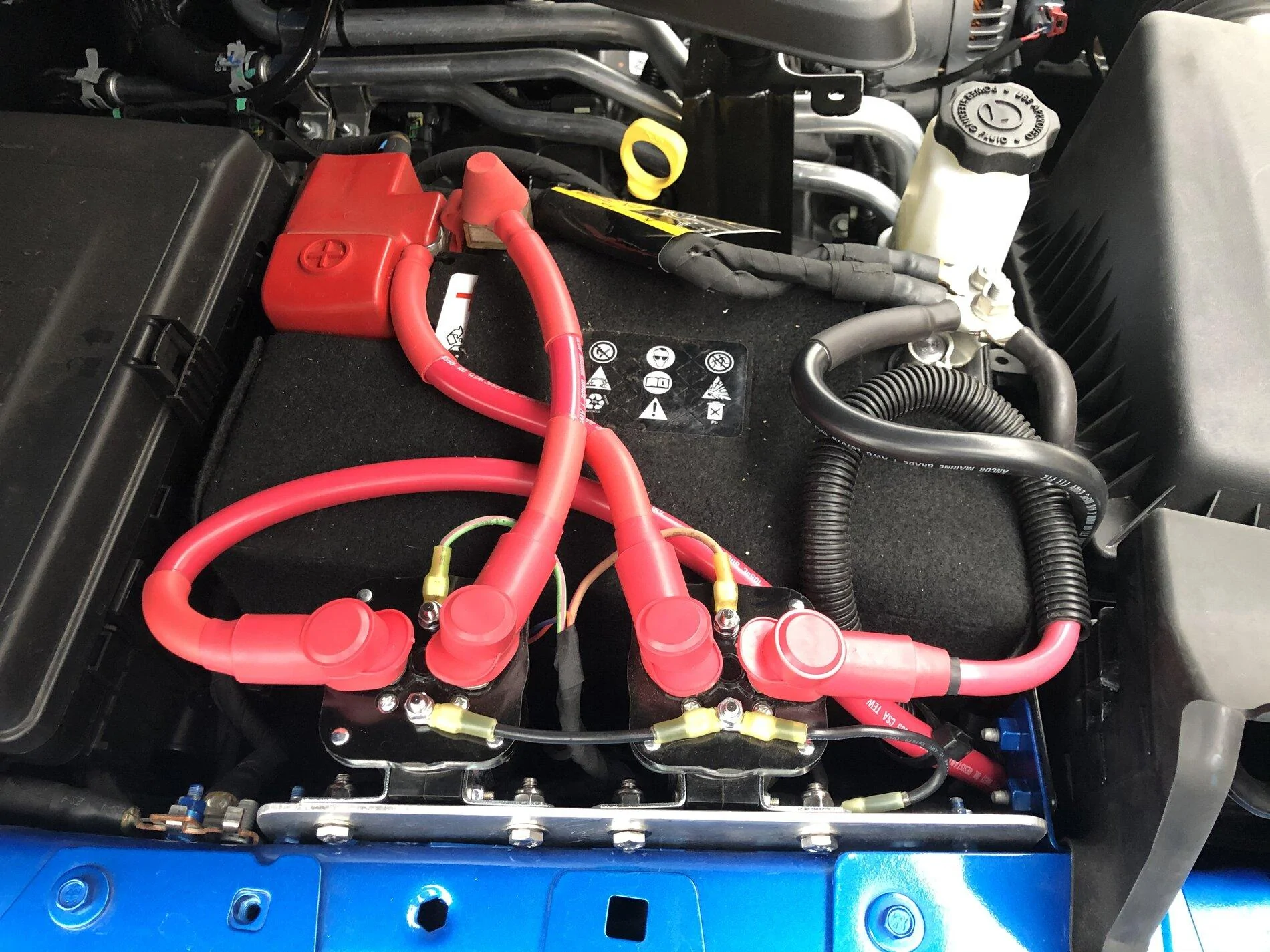 Jeep Gladiator where are you powering the winch? 0A166F13-0552-43F2-B971-E11463191362
