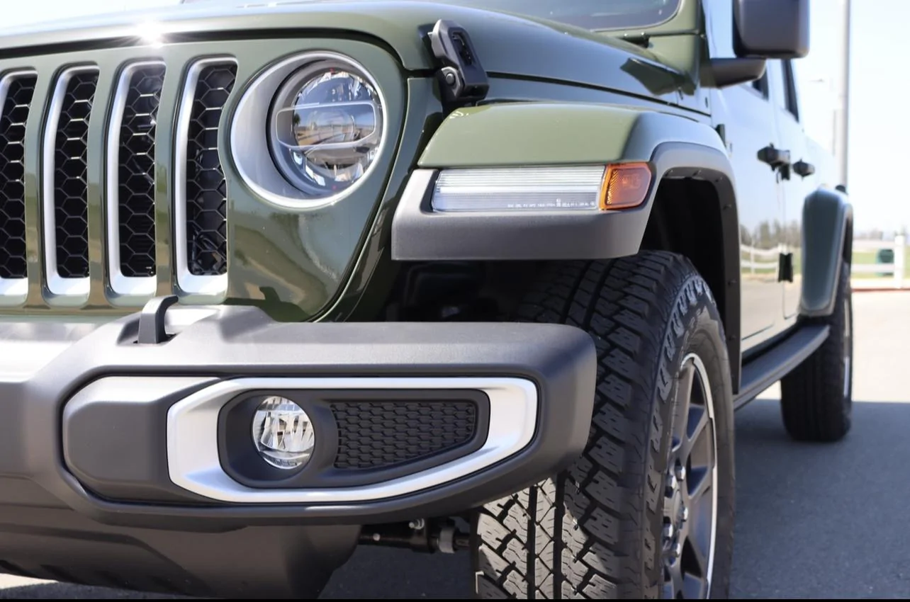 Jeep Gladiator SARGE GREEN Gladiator club F4B1BA1E-BEE3-4C69-A7A6-A1CB649B485A