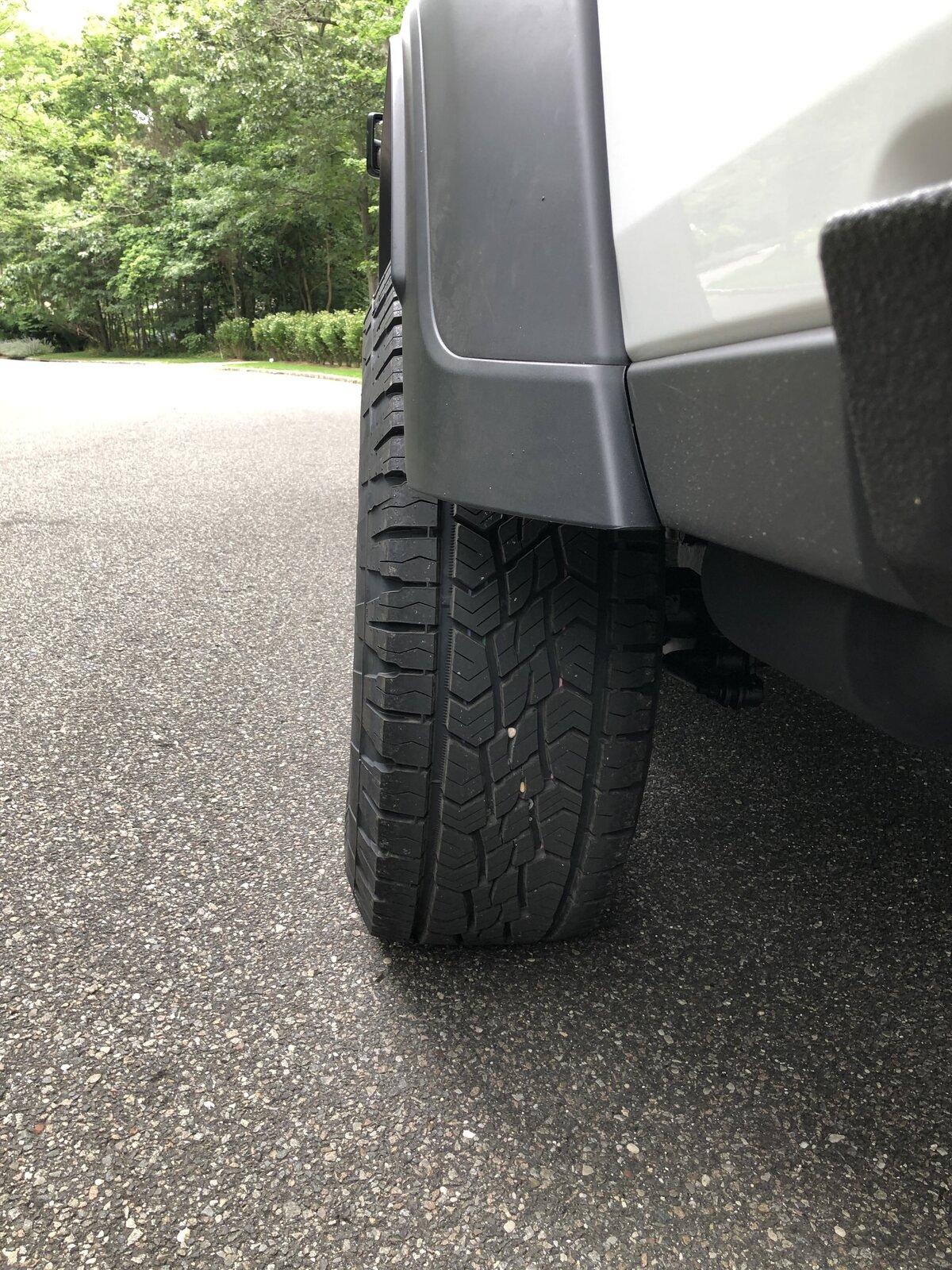 Jeepglad02.jpg