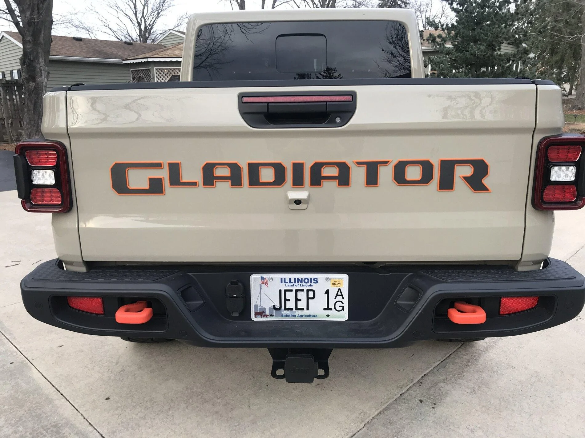 Jeep Gladiator Poser Gobi Gladiator Mojave 1CF4E171-324F-426C-8DD9-E1332578D09D