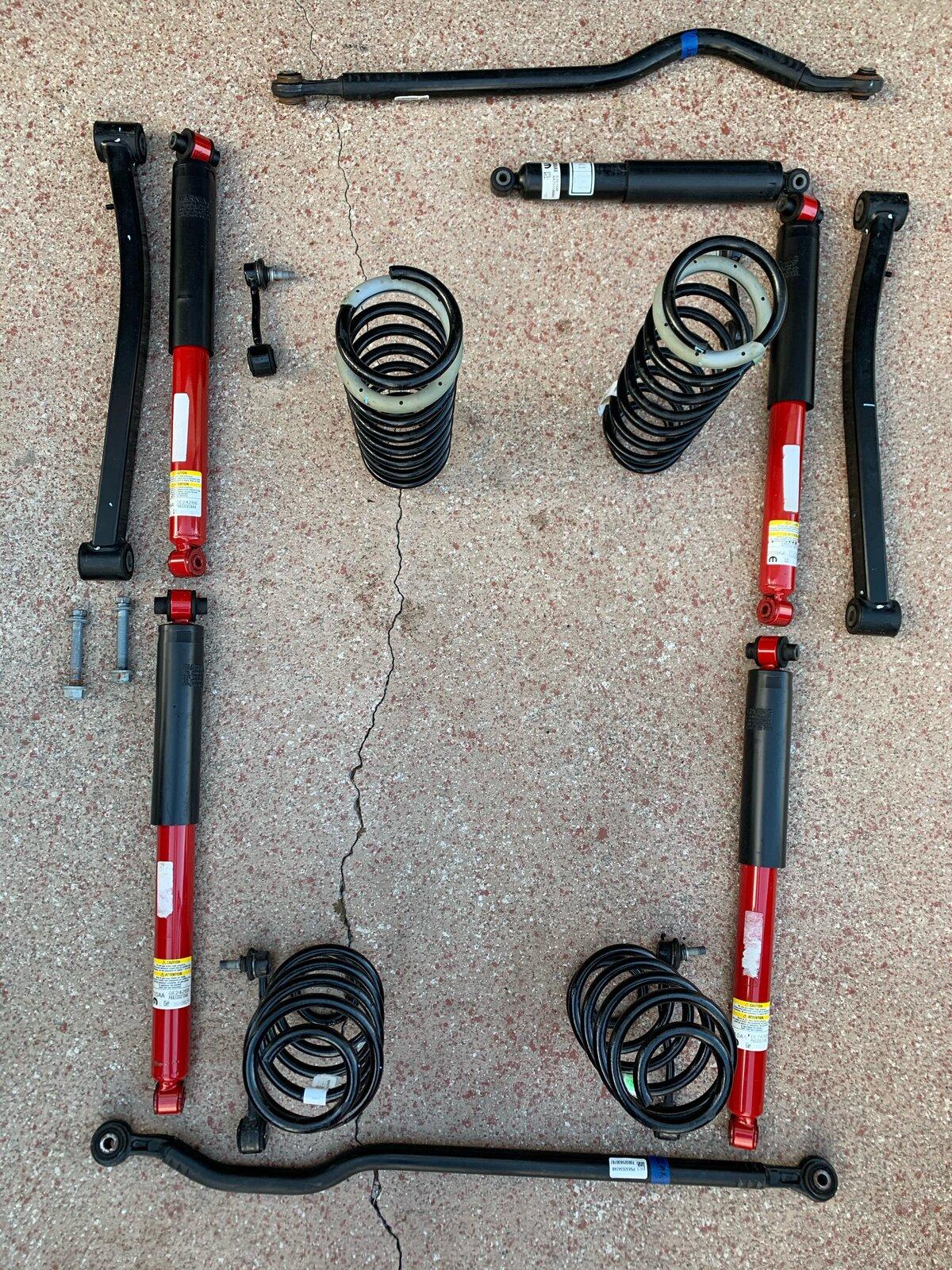 Jeep Gladiator JL rubicon suspension D0133442-B385-4295-825E-9EA7AF013544