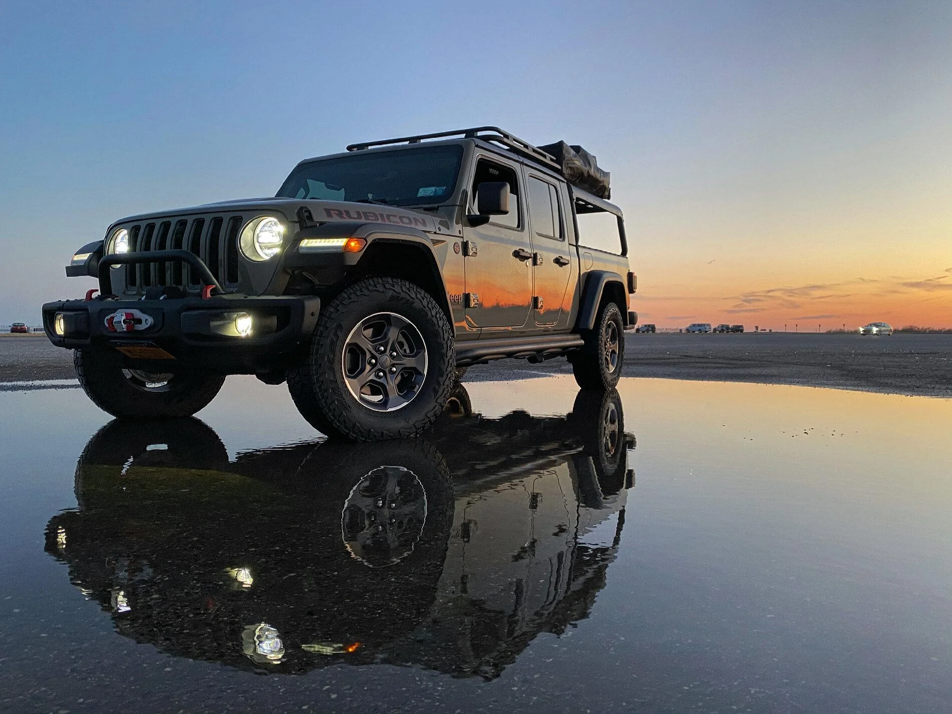 Jeep Gladiator Gladiator Glamour Shots 2489D5BD-872D-4866-9B07-07298C707BE9