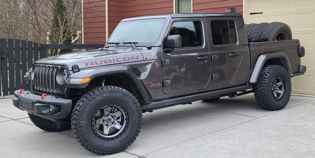 Jeep Gladiator Gray Ghost Build 162370657_4443723078975350_4268328476139392212_o