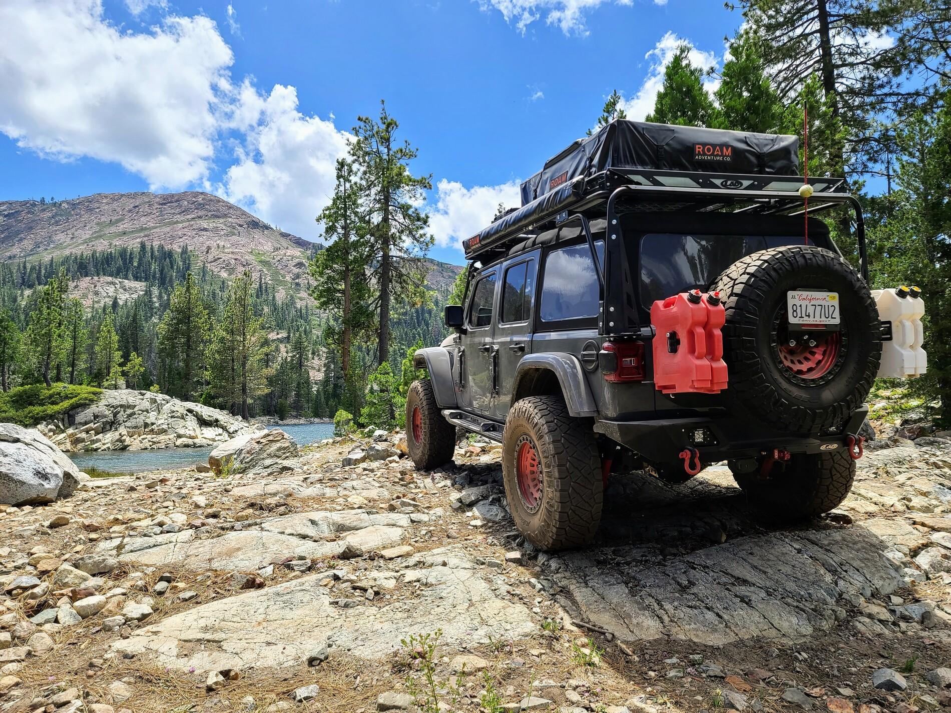 Jeep Gladiator Roam Vagabond RTT, Awning, and Annex - $1,600 IhEkl