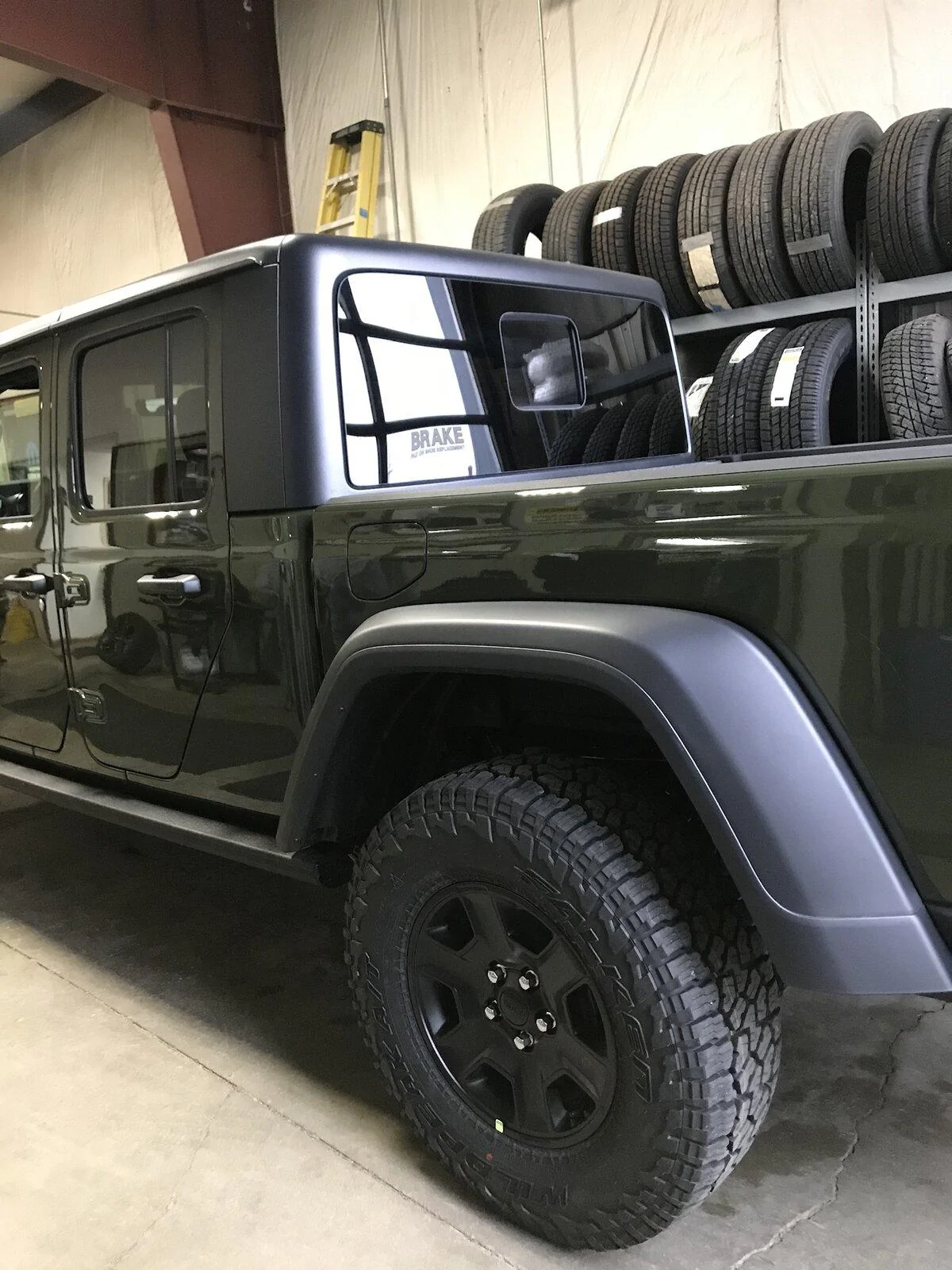 Jeep Gladiator SARGE GREEN Gladiator club A54B0B94-EA18-4FA6-85AC-3D06D25C9C12