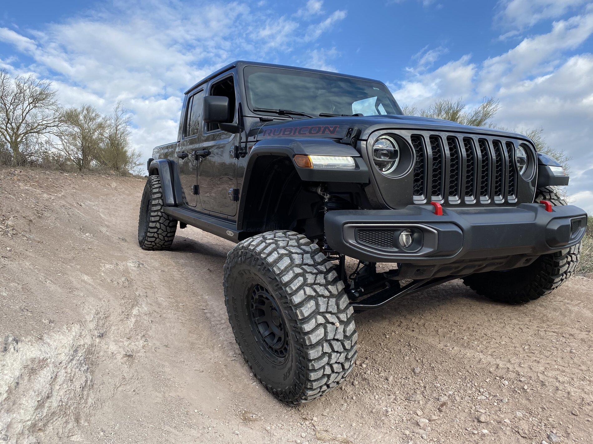 Jeep Gladiator After owning my first Jeep, I’ve decided I hate Ohio. 0F468443-5835-4EDA-8CE0-A9DDFE2286C7