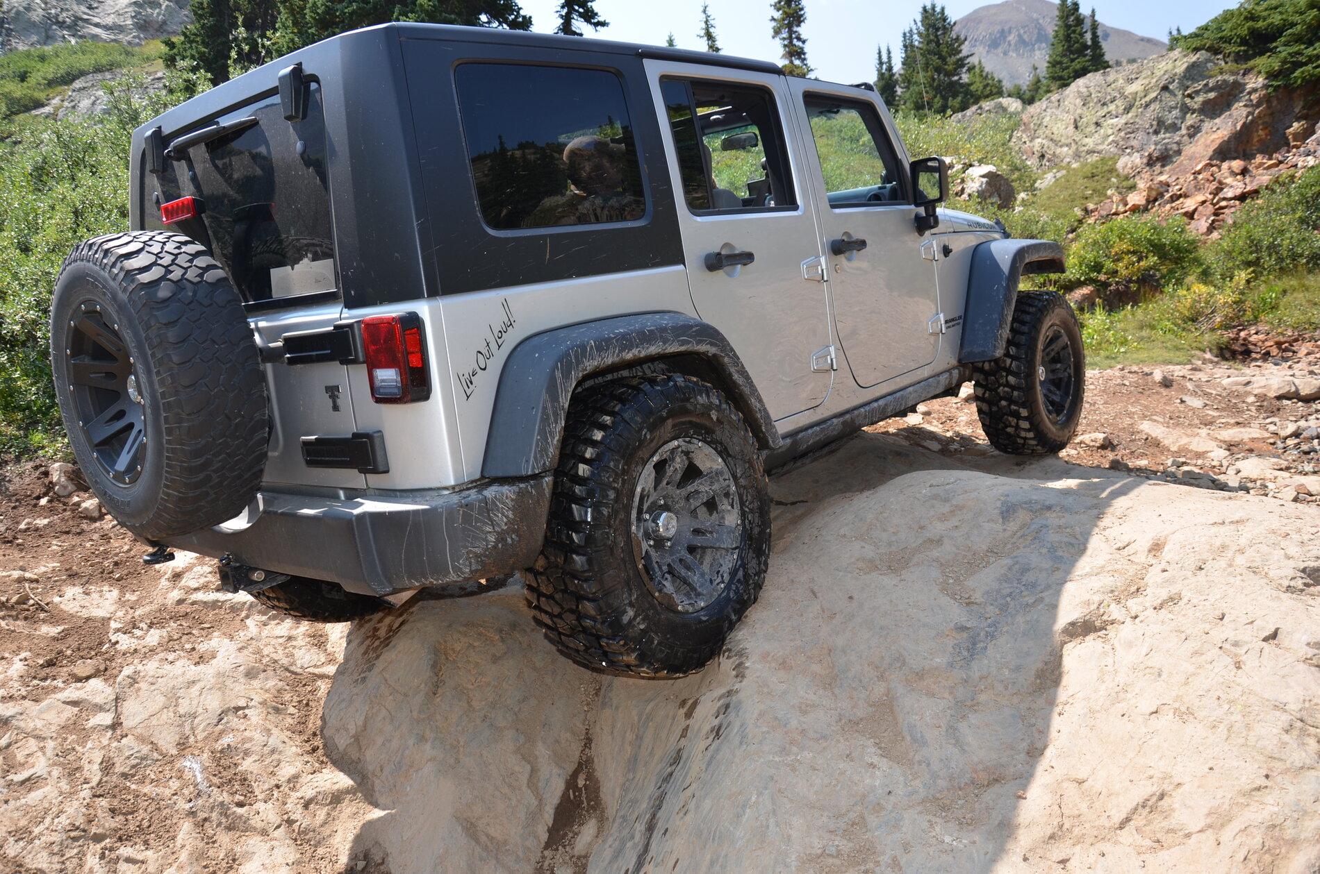 Jeep Gladiator 2" mopar lift vs 2.5" AEV Dual Sport 65FA6A1B-6E1A-4403-9B9F-886D6C854939