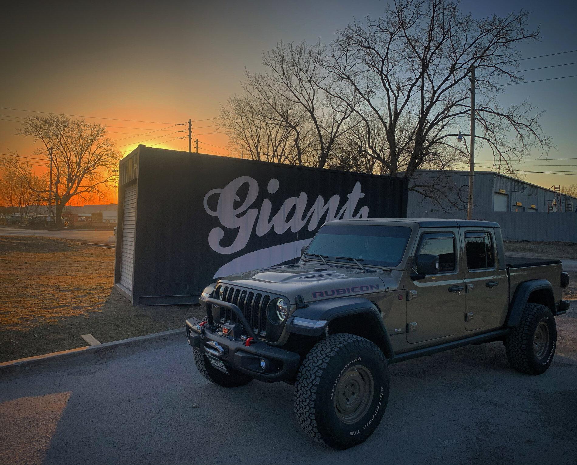 Jeep Gladiator My Gator Retro/Export style/Overlander  Gladiator Rubicon build. 1BDEE687-CE86-4773-8201-6FE1AFE8E134
