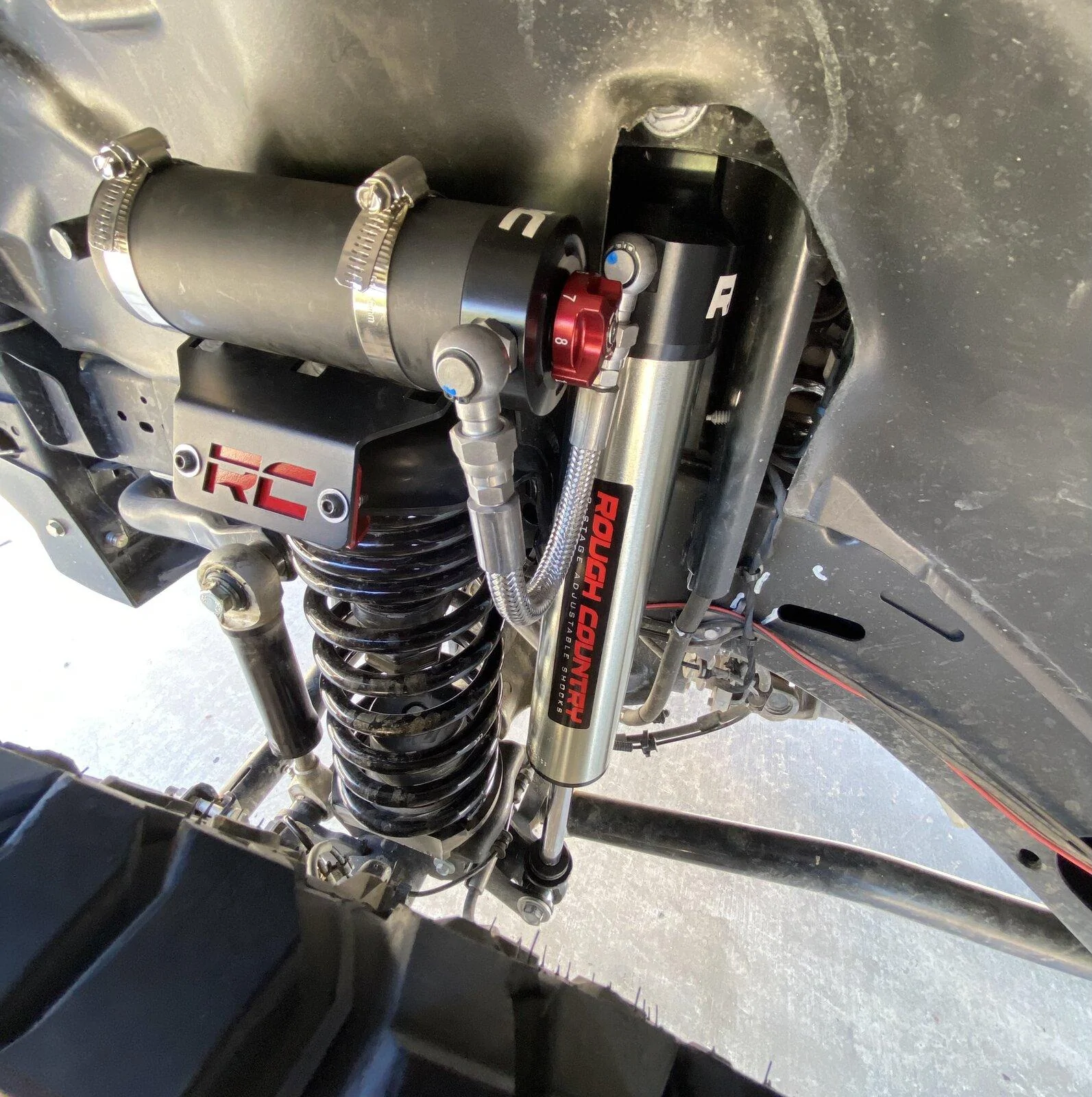 Jeep Gladiator RC Vertex Adjustable 2.5 shocks review. IMG-2888