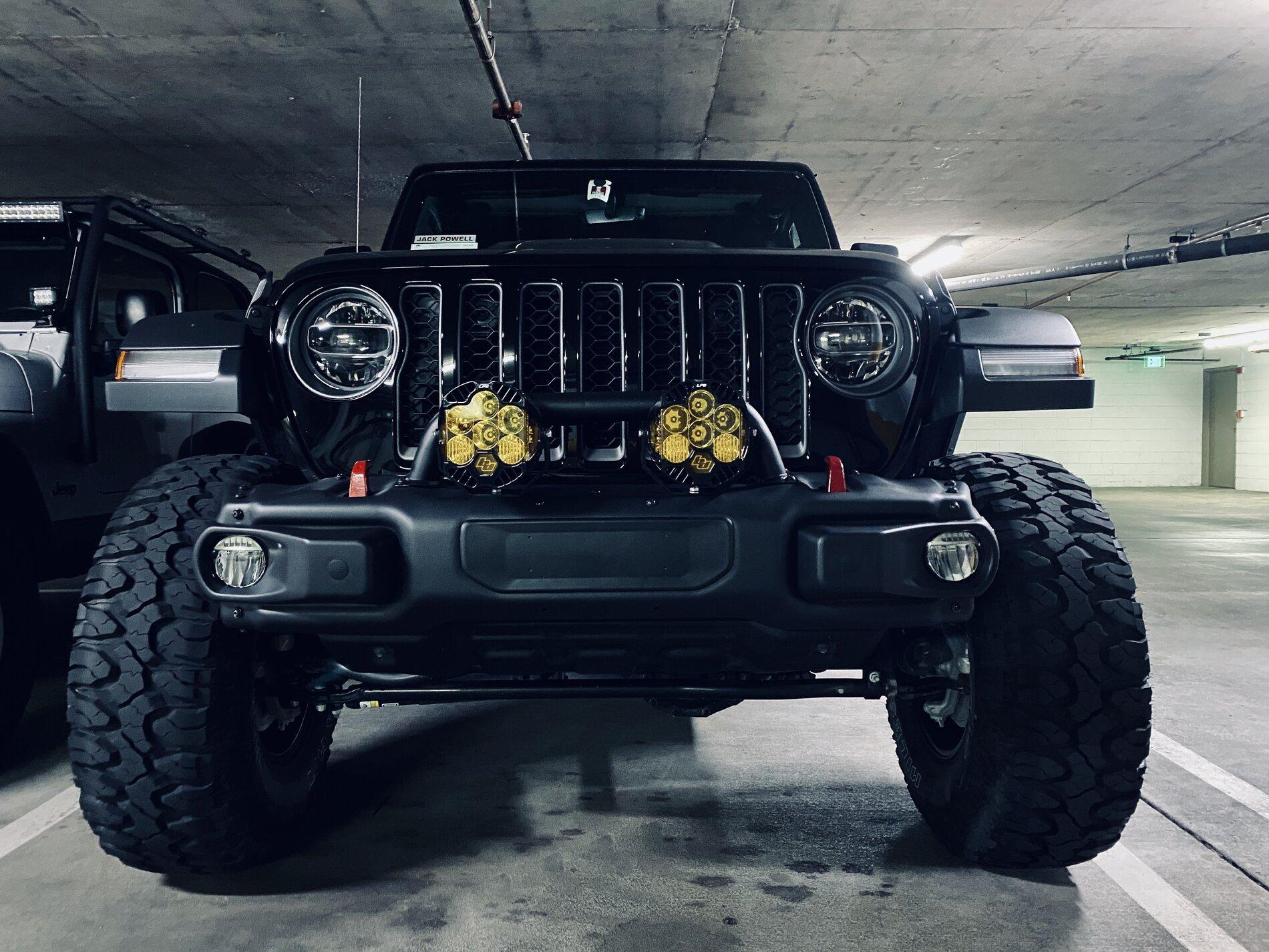 Jeep Gladiator Knock off Rubicon metal bumper? D9D18439-DB8E-4066-B30E-96C8040786BA