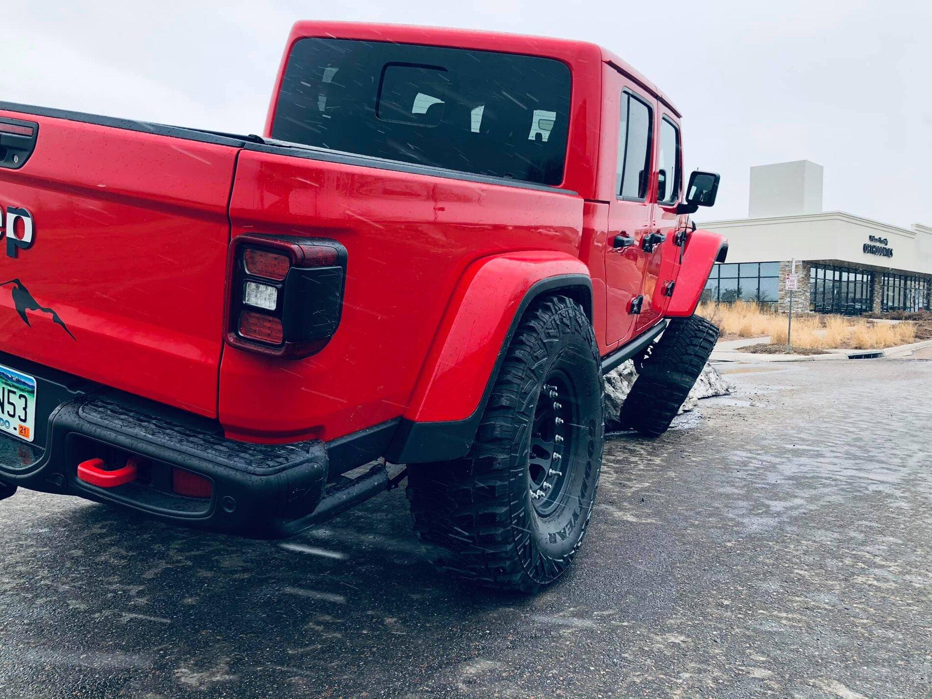 Jeep Gladiator MetalCloak 3.5" rear