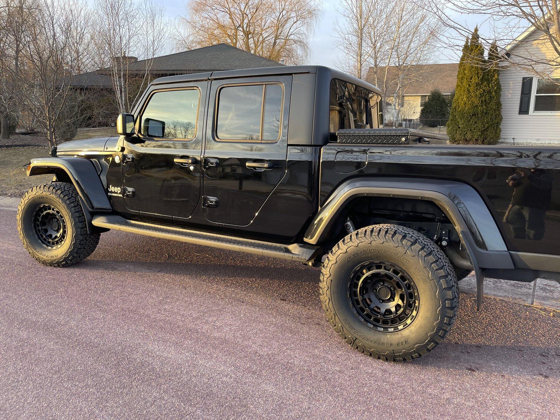 Jeep Gladiator Why you chose Mopar Lift vs 3rd Party? IMG_0246