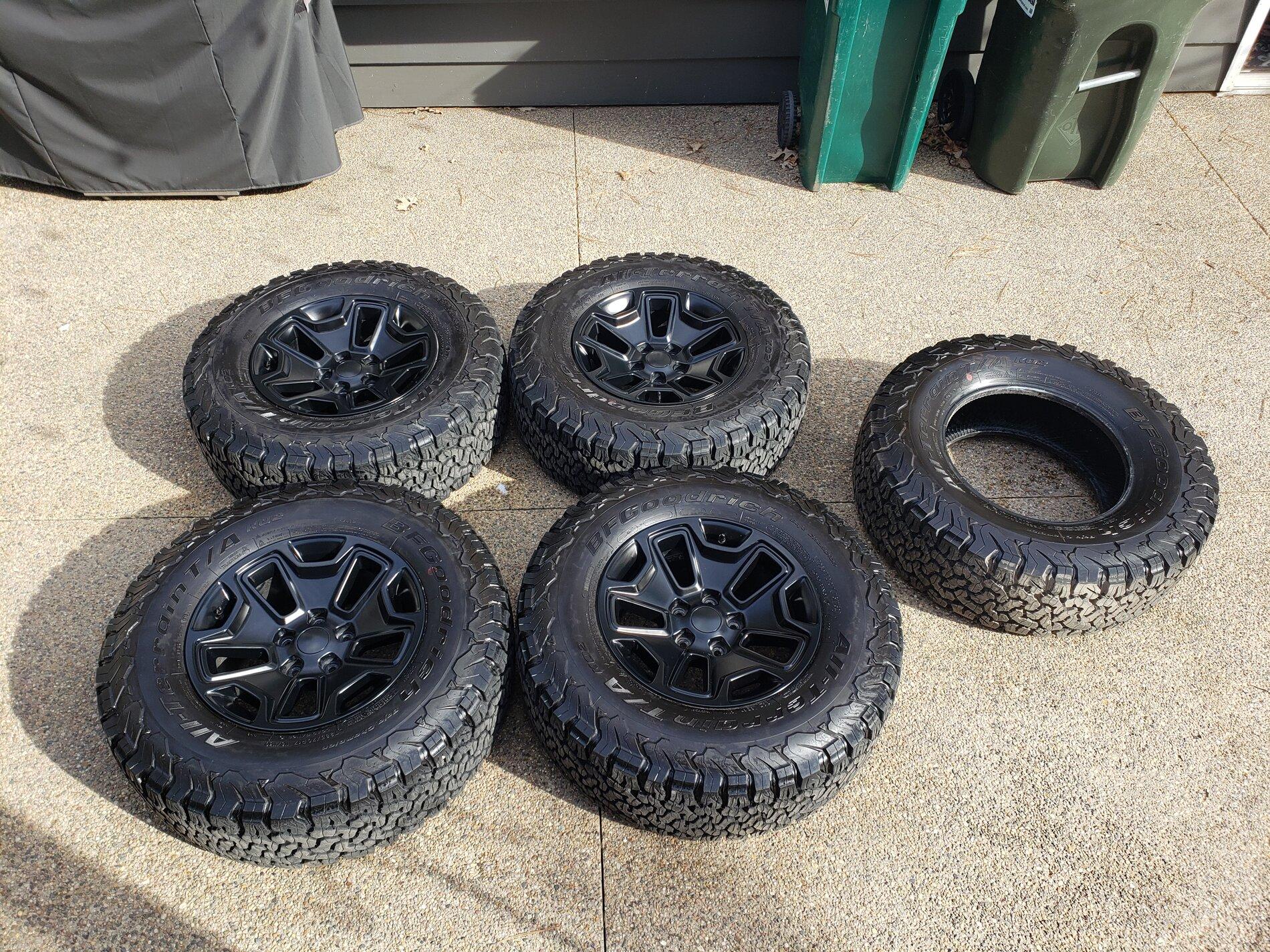 Jeep Gladiator Quadratec Hardrock wheels and BFG KO2s 20210325_161947
