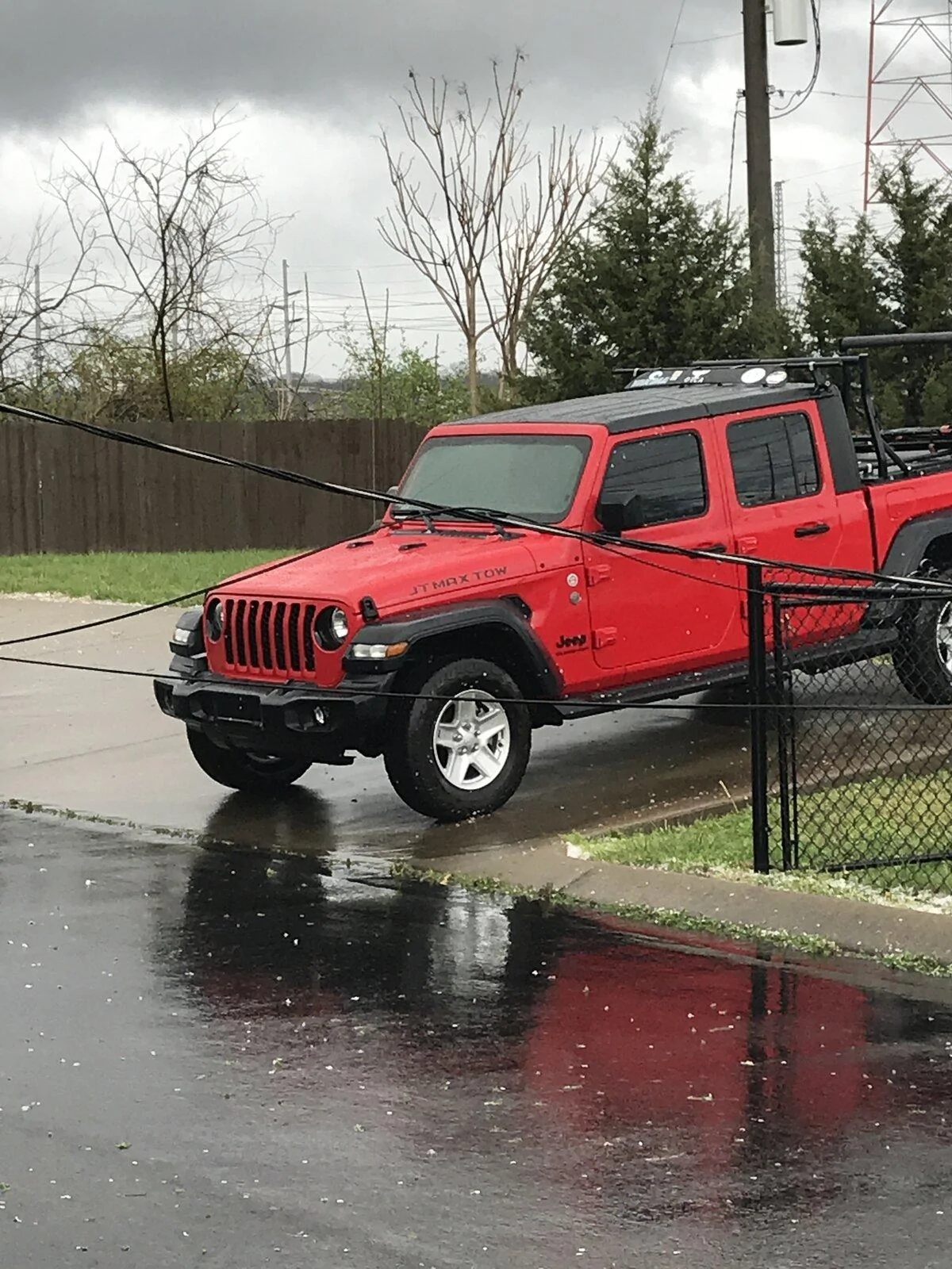 Jeep Gladiator Anybody Completely Enamored with the MAX TOW Stock? 5F9A797D-3291-4BDE-89C9-68D8C15E2111